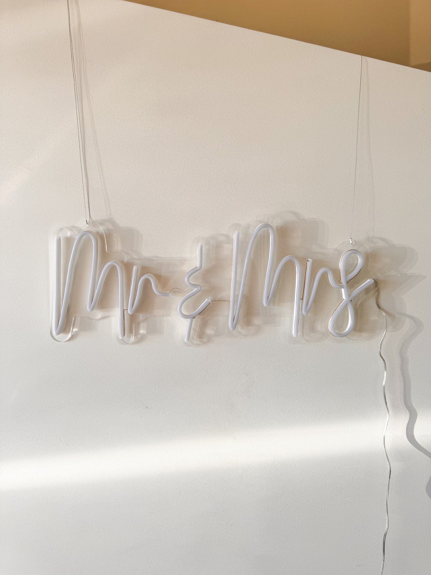 mr+and+mrs+neon.jpg