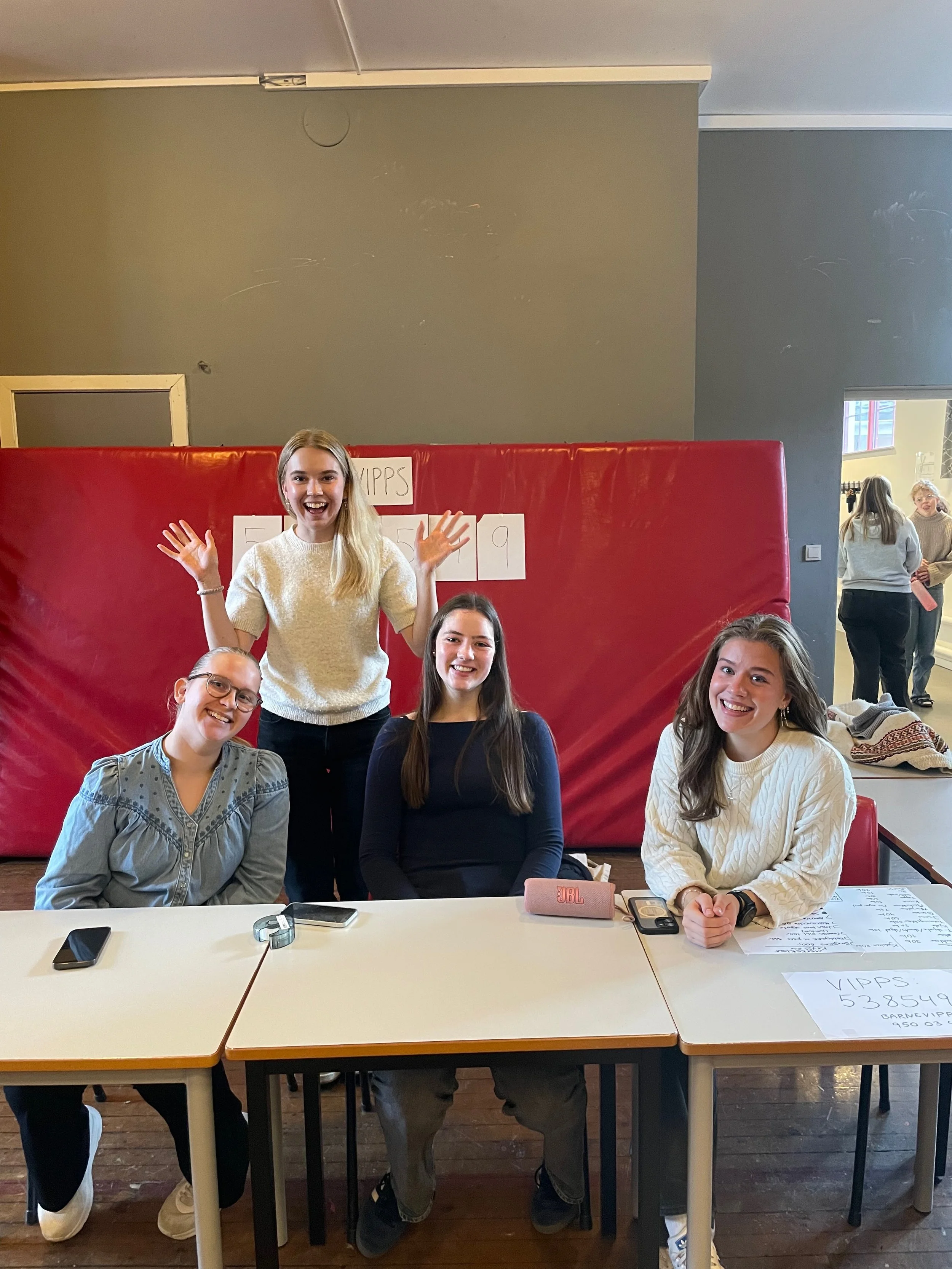 Foreldredag, loppemarked og basar