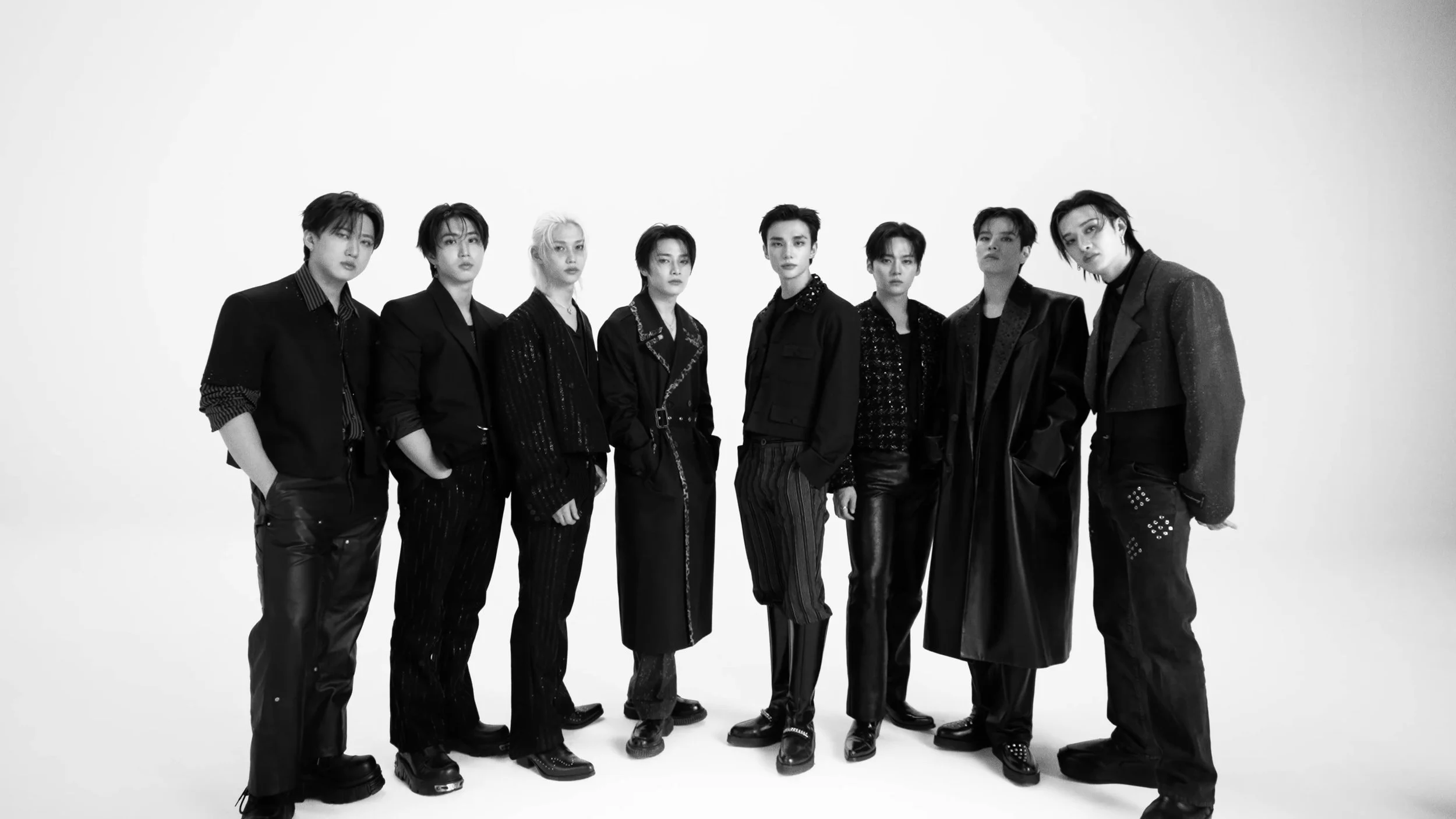 Stray Kids World Tour ＜dominATE : celebrATE＞