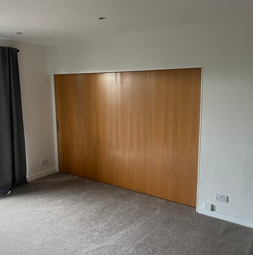 Big sliding door was not opening properly fixed by So Handyman its now operationg smoothly, Leith, Edinburgh