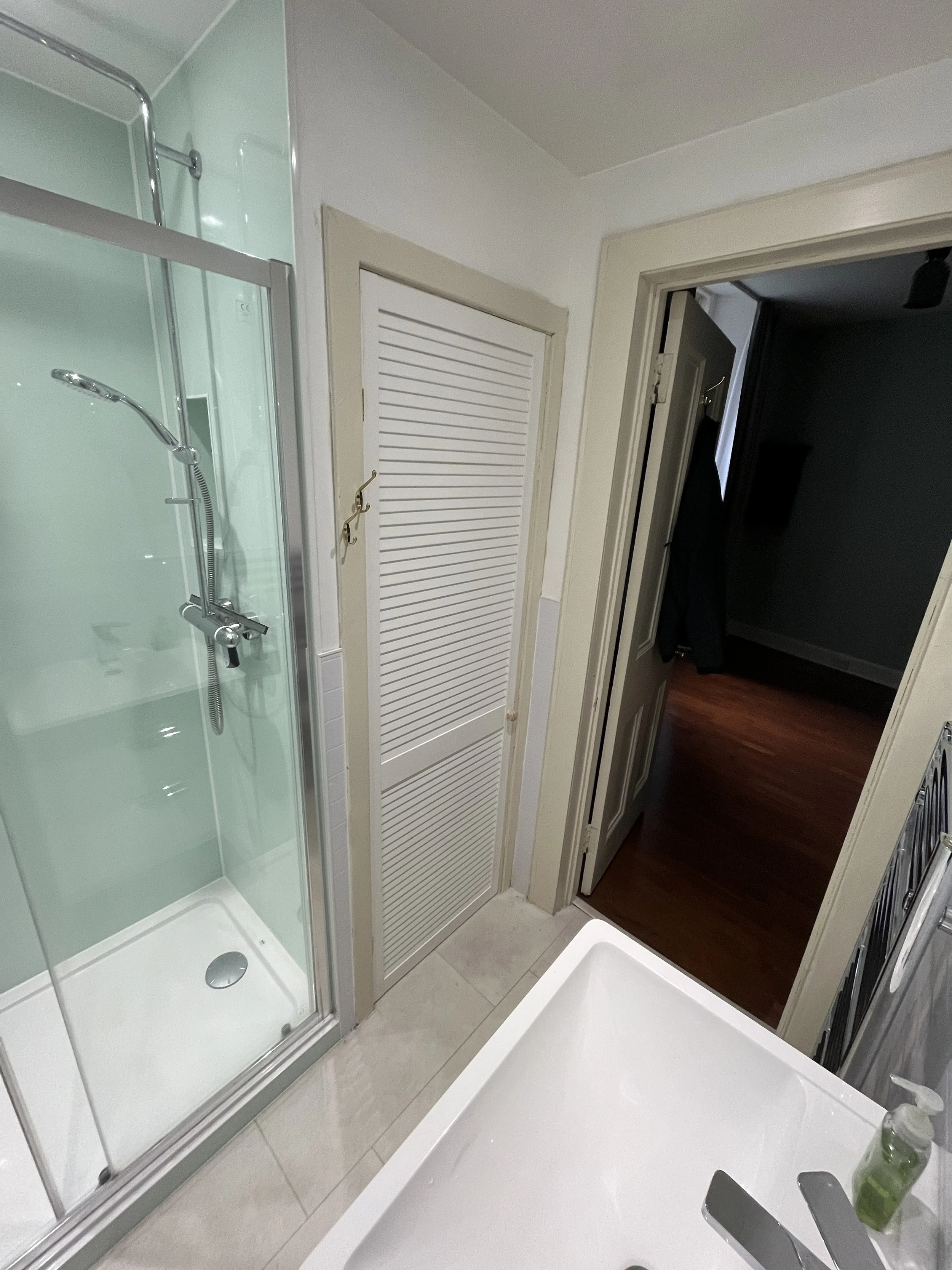 so-handyman-edinburgh-install-boiler-cupboard-door-ensuite.JPG