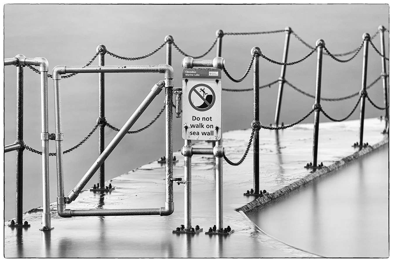 clevedon marine lake fine art photographic photography print  black and white bristol photographer