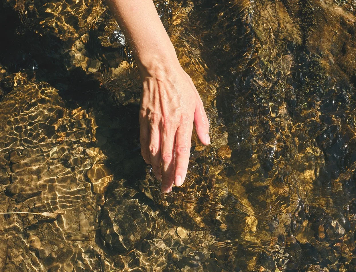 Acupuncture for menopause and perimenopause in London. Cooling, grounding Five Element support at Emily Greenland-Wright’s Hackney and Central London clinics.