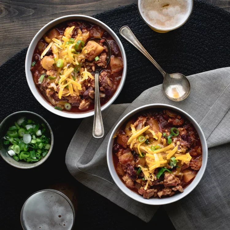 The "Dump It and Forget It" Soup Era: 5 High Protein, High Fiber Crockpot Masterpieces