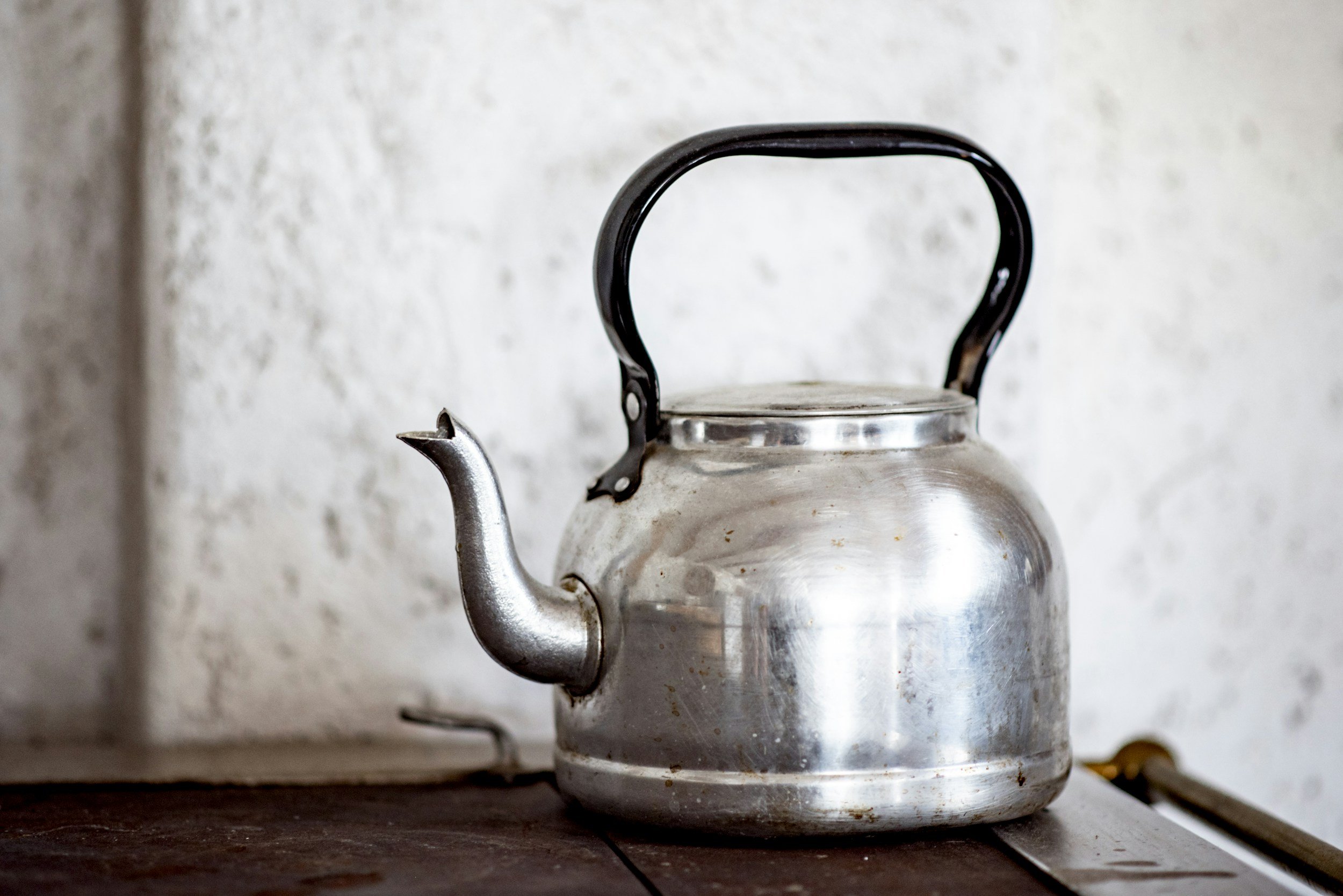 How to Brew Herbal Tea: Fresh Herbs, Dried Herbs &amp; Roots