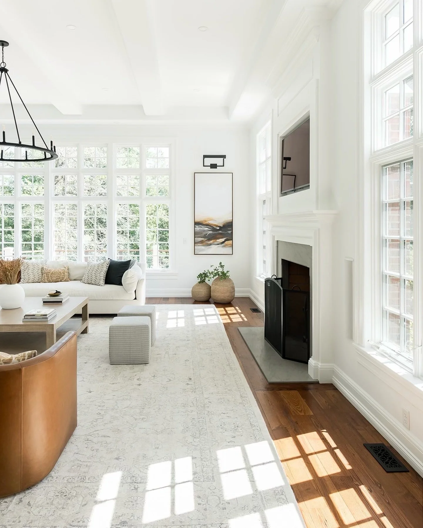 Sun drenched with natural light ✨ 

Shot for @ginabaran and @tjgconstructionco.