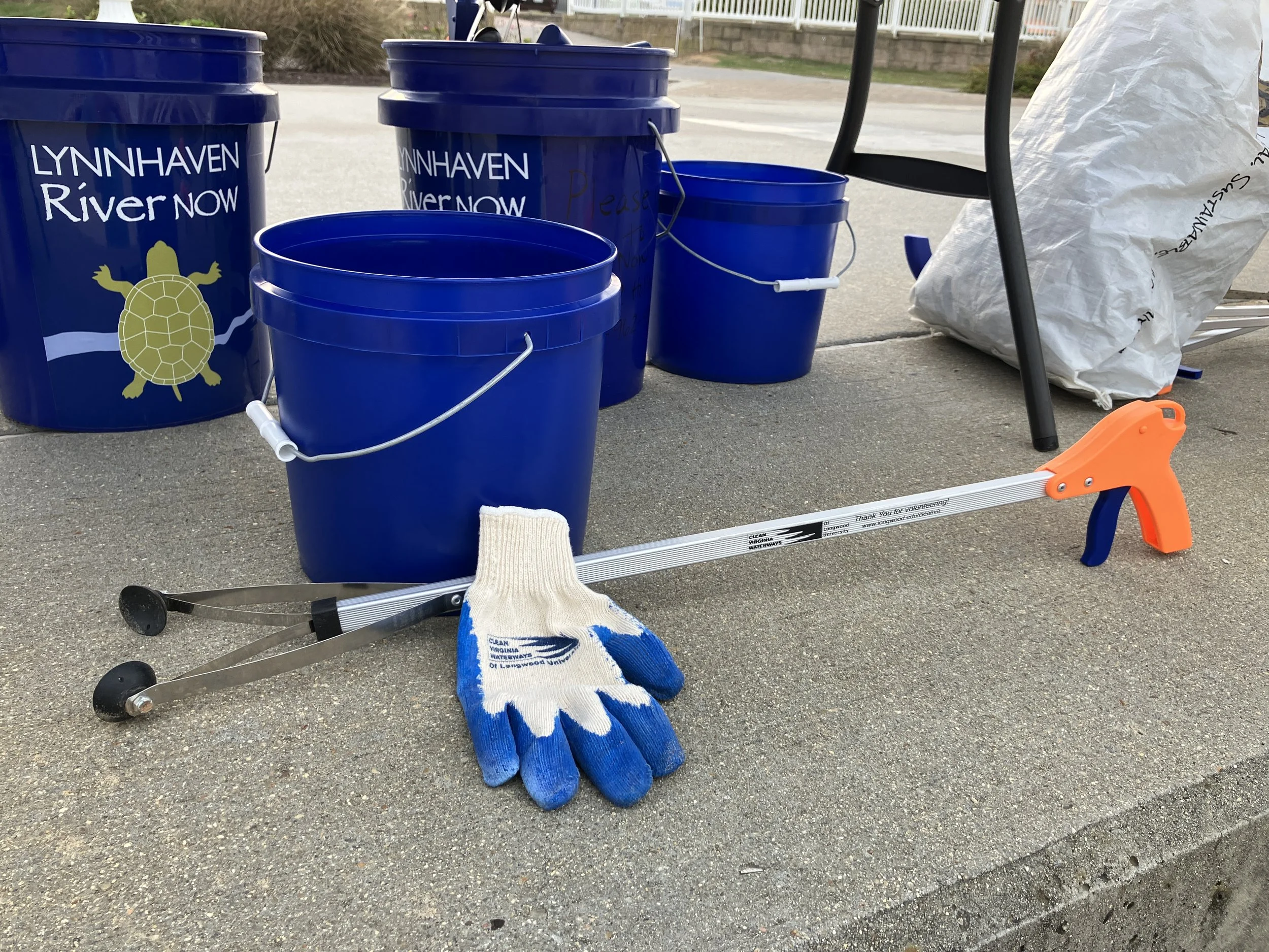 Lynnhaven River NOW | September Waterway Cleanup &amp; FREE E-Waste Recycling at Scarborough Square