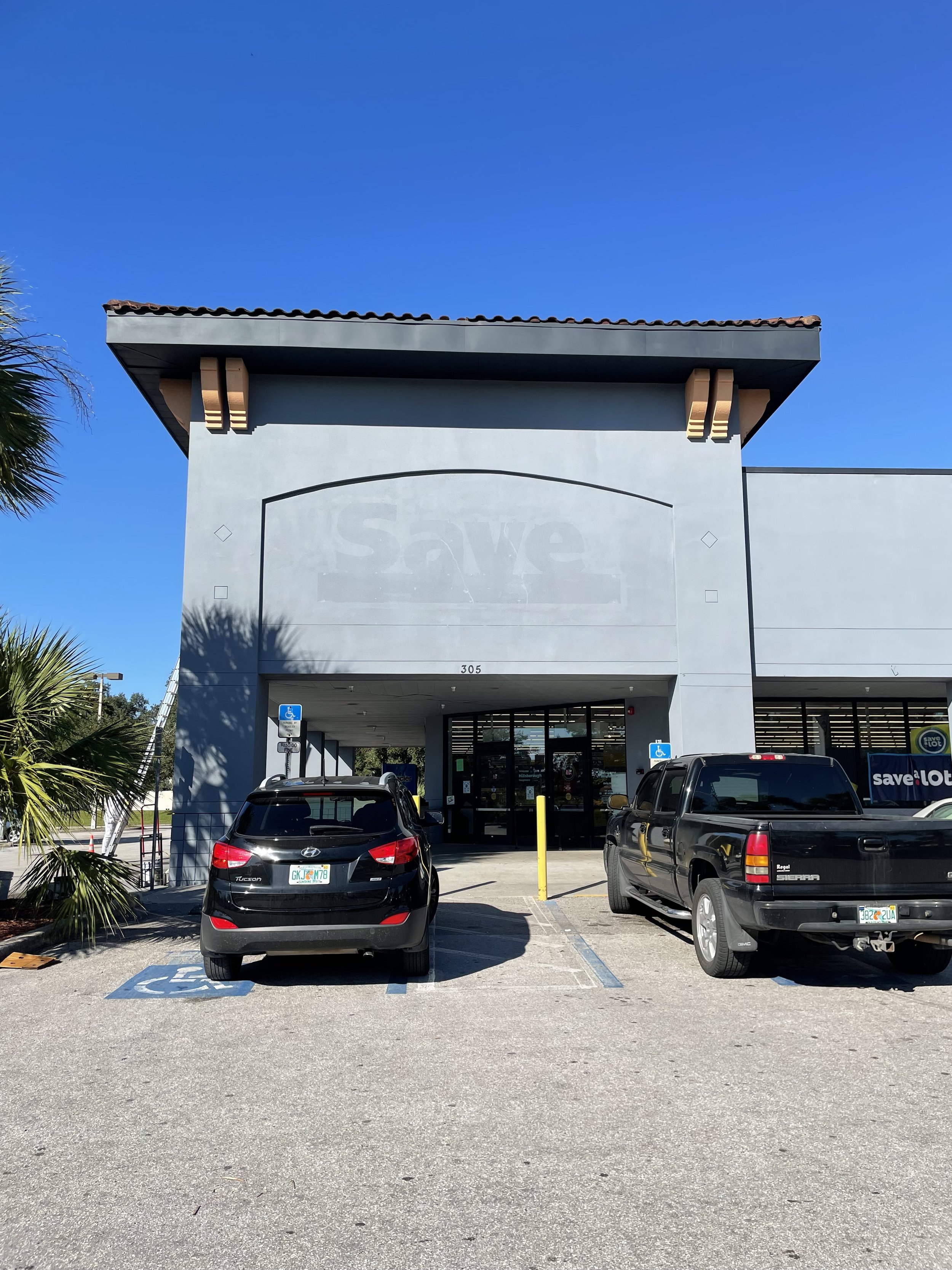 Another Save-A-Lot Exterior Repaint