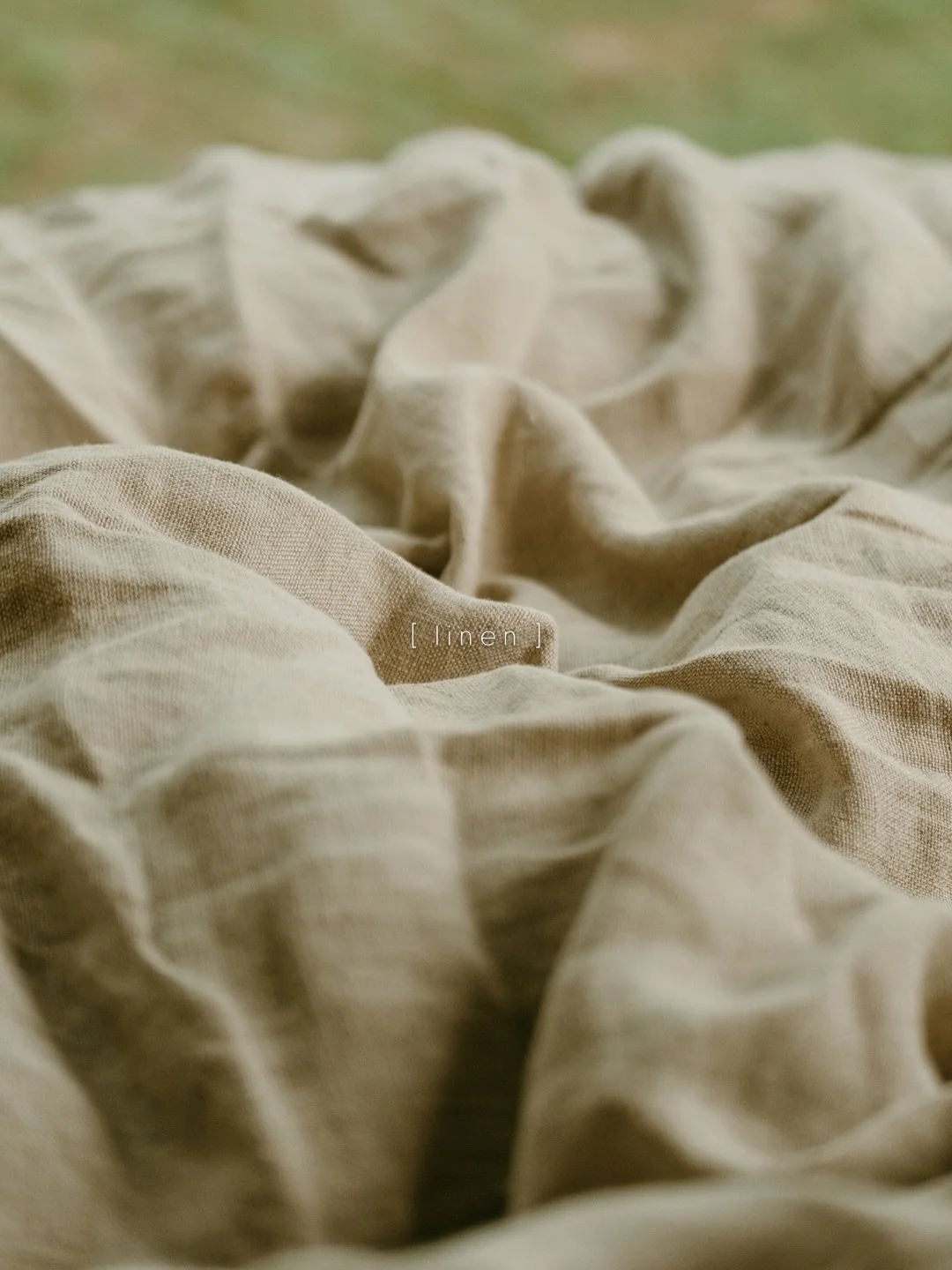 [ T E X T U R E S]

I love natural textures 🍃
Not only for how they look, but for how they feel, how they smell

&hellip; rough, soft, cold, earthy, warm, fresh&hellip;.

Maybe that&rsquo;s why nature inspires me so much, and why I love photographin