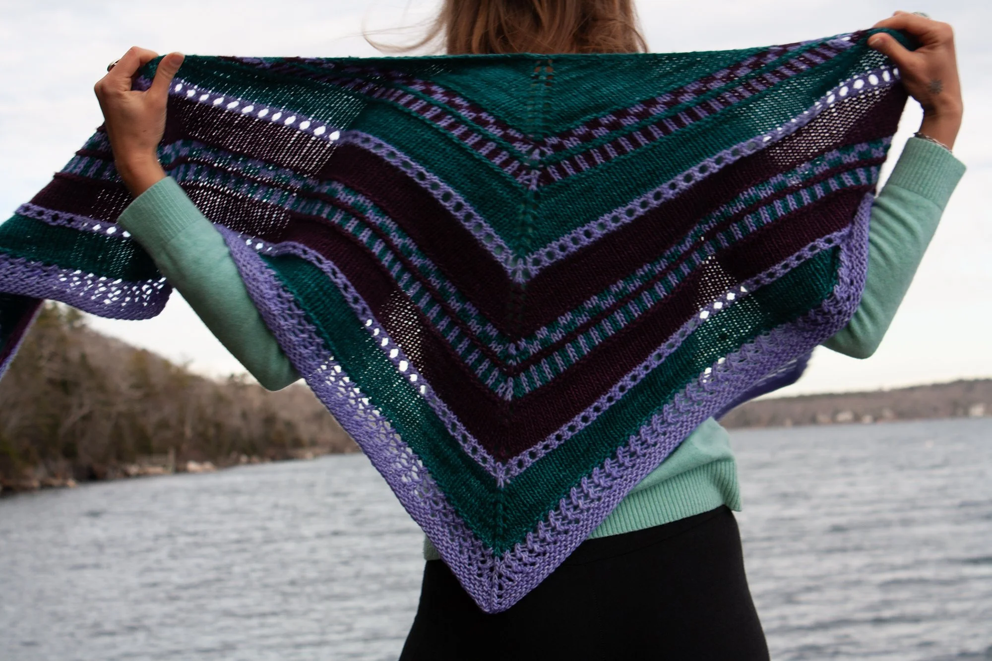 TRIANGLE SHAWL KNITTING