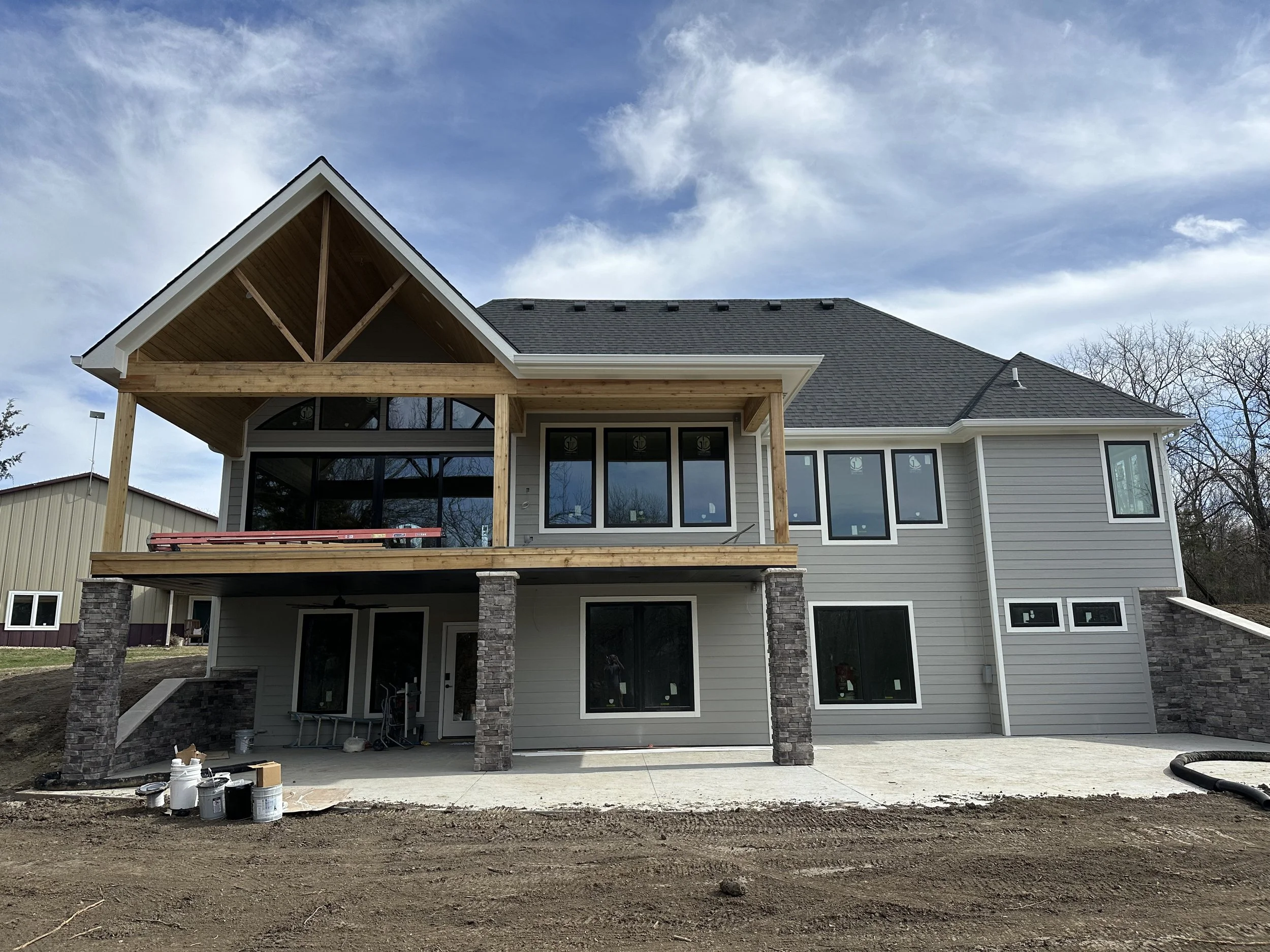 New Construction 6" White Gutter