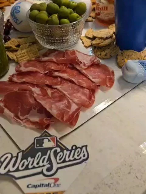 What a night! @linnyabb you make every event memorable! We love you! 

Let's Go Blue Jays! ⚾️ 🧢 

#bluejays #torontobluejays #baseball #worldseries #torontoblogger #friends