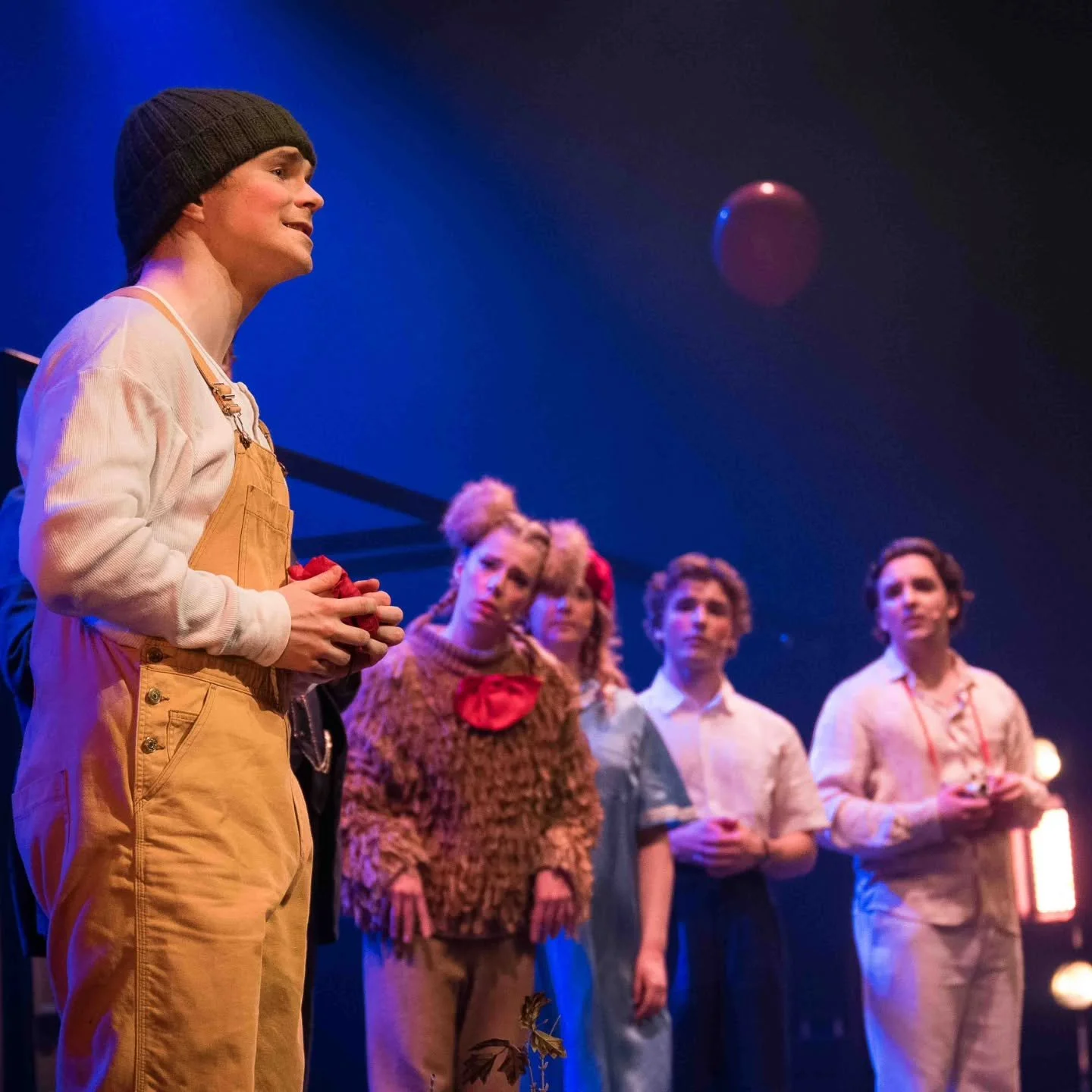 Ifall ni inte best&auml;mt er &auml;nnu, l&aring;t mig &ouml;vertyga er om att kv&auml;llens f&ouml;rest&auml;llning p&aring; Norrlandsoperan i Ume&aring; kommer att bli alldeles str&aring;lande! Detta &auml;r Nattexpressens sista f&ouml;rest&auml;ll