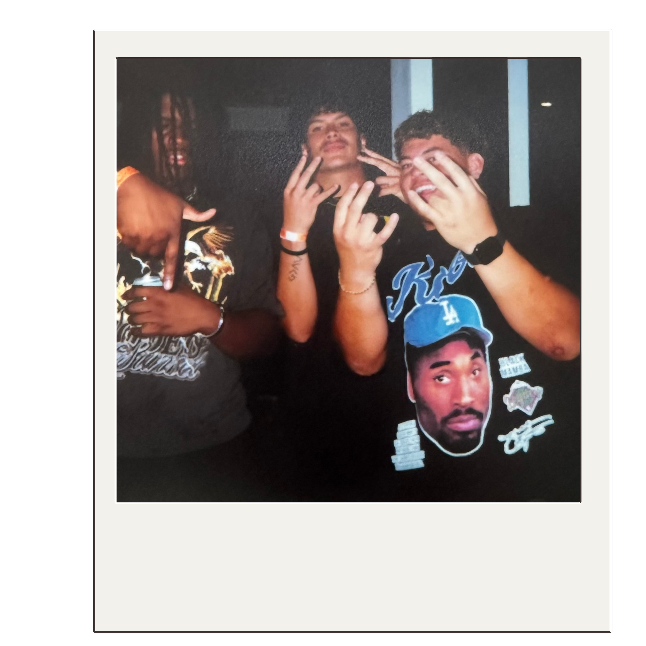 POLAROID 26-3.png
