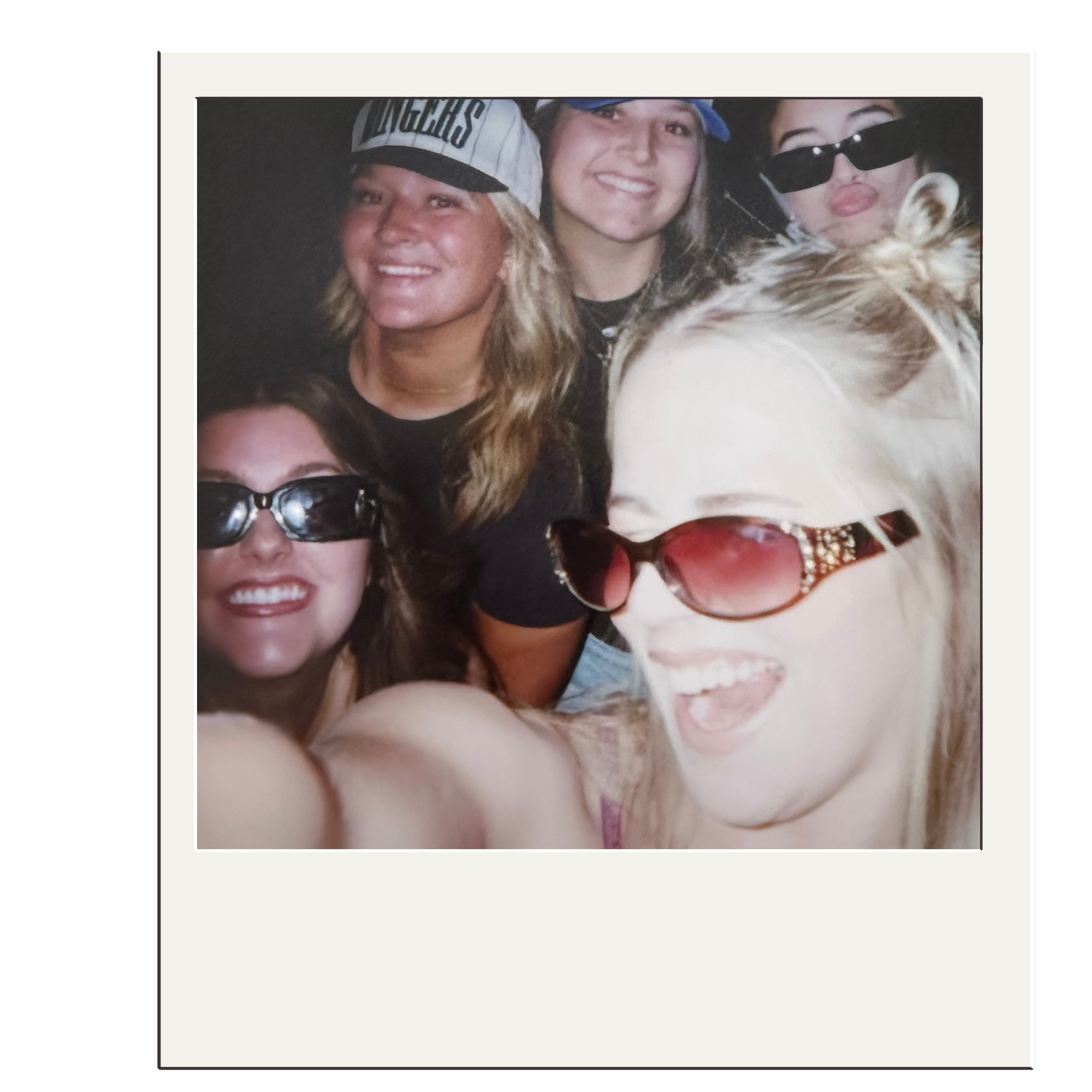 POLAROID 26.png
