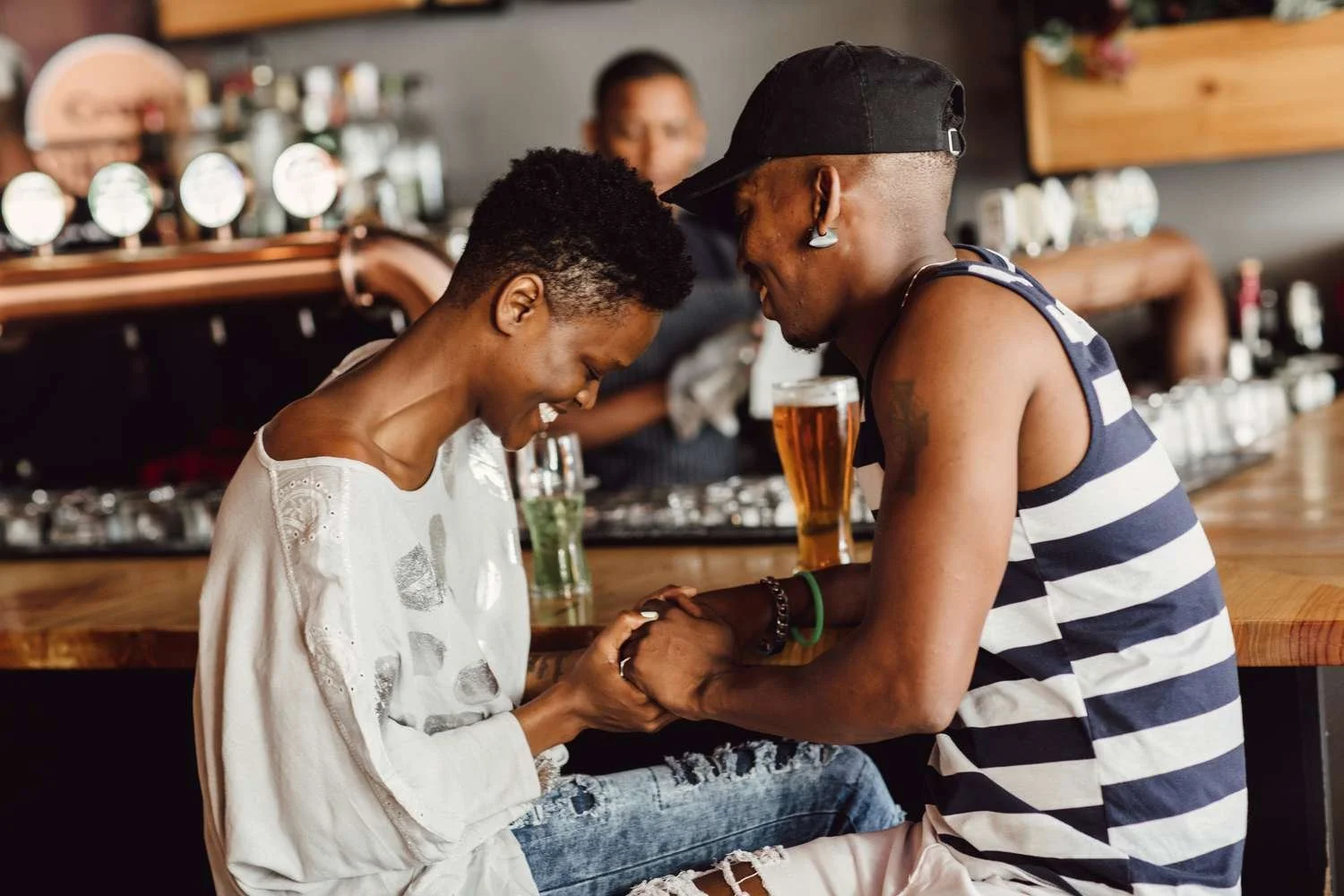 Surviving Summer "Situationships": When Does Being "Delulu" Become Ignoring Red Flags?