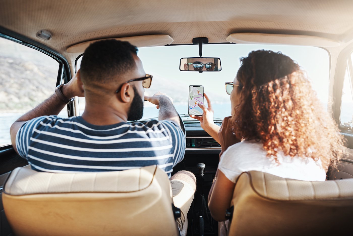 Conflict Resolution Under Pressure: Surviving the First Couples Vacation