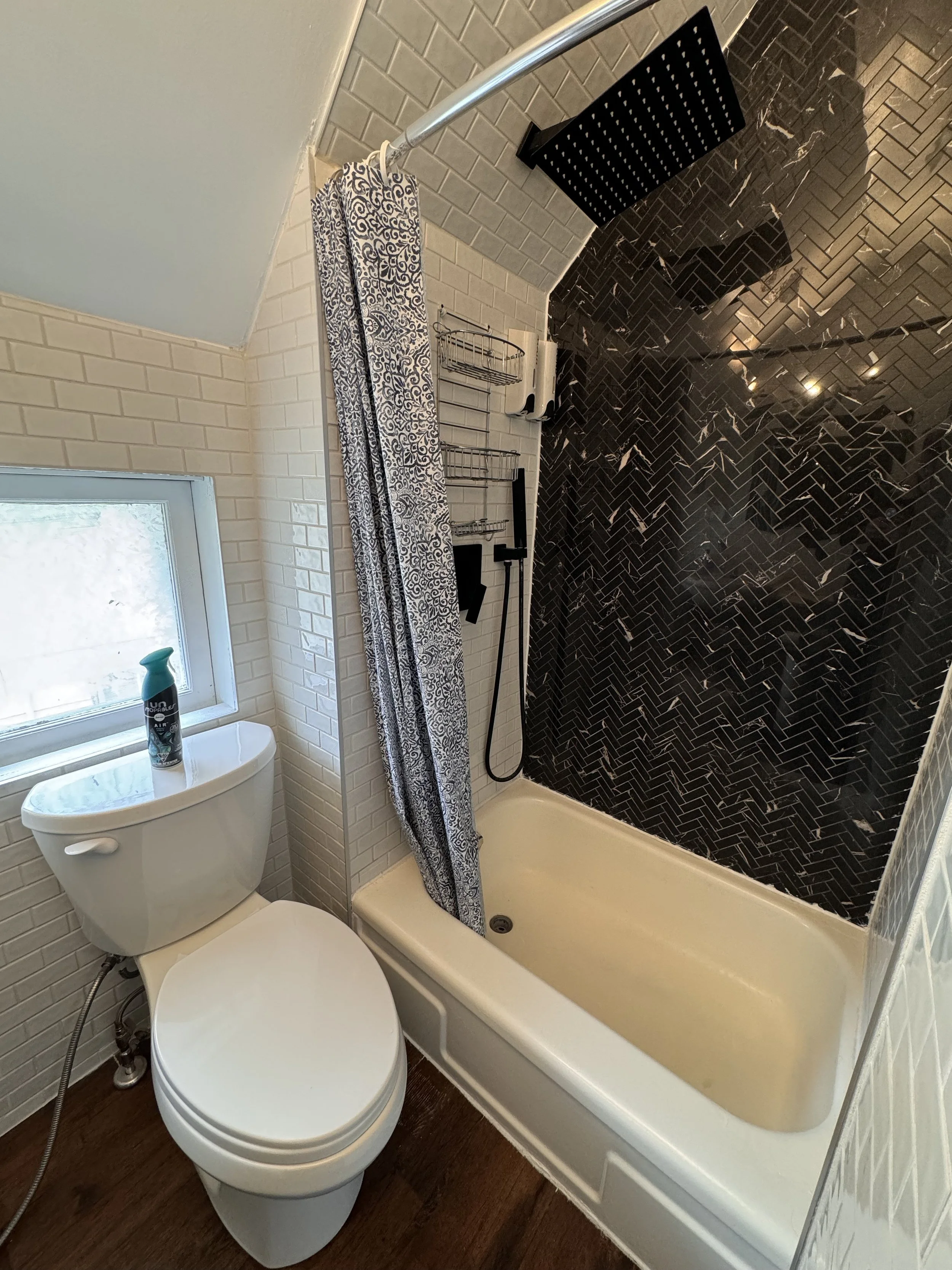 Bath 2.jpg