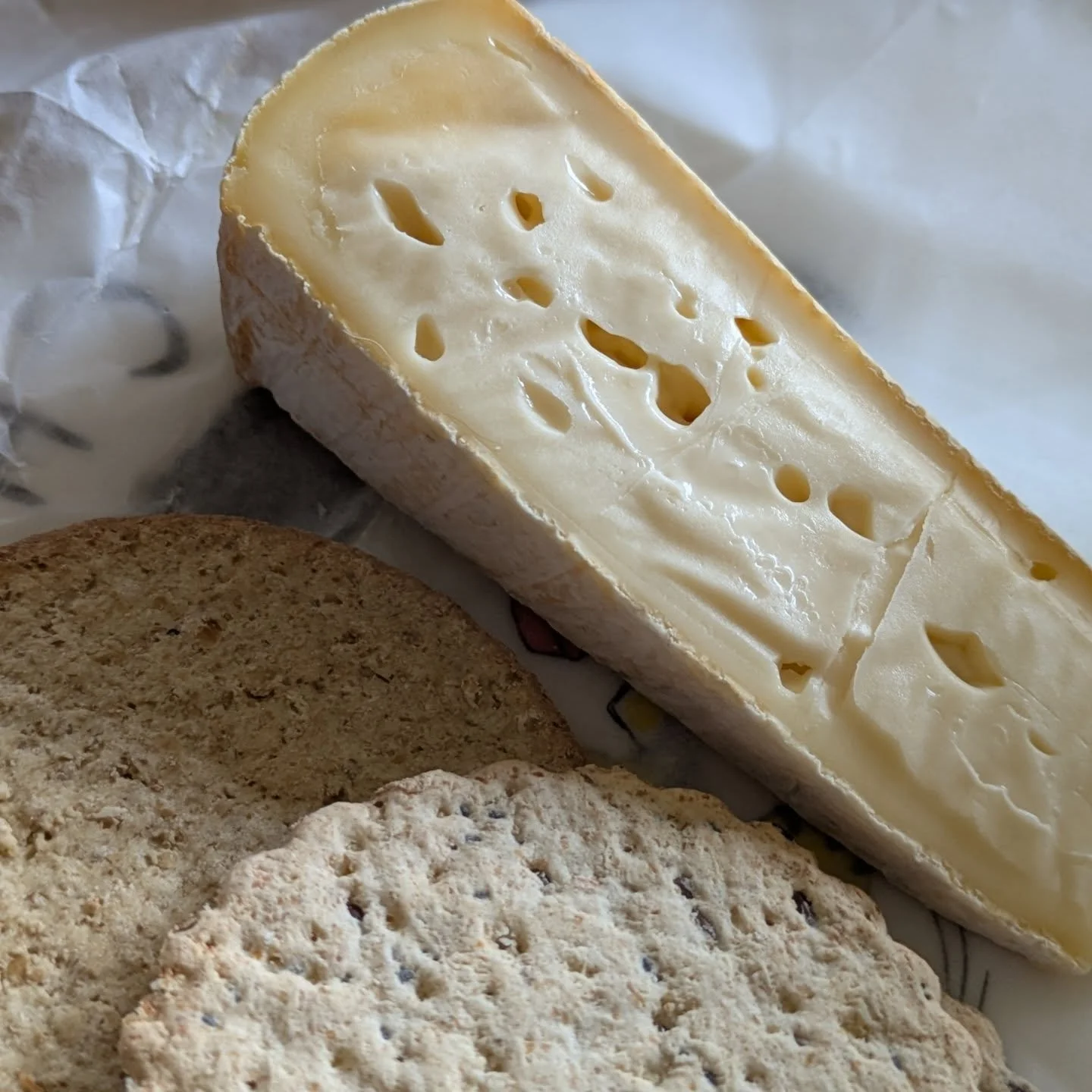 🧀Raedwald 🧀

If you want to get your chops around a piece of this exceptional cheese, you need to get a wriggle on as it will be disappearing in April until early next year.&nbsp;

Raedwald is made by Fen Farm Dairy, the folk behind the always amaz