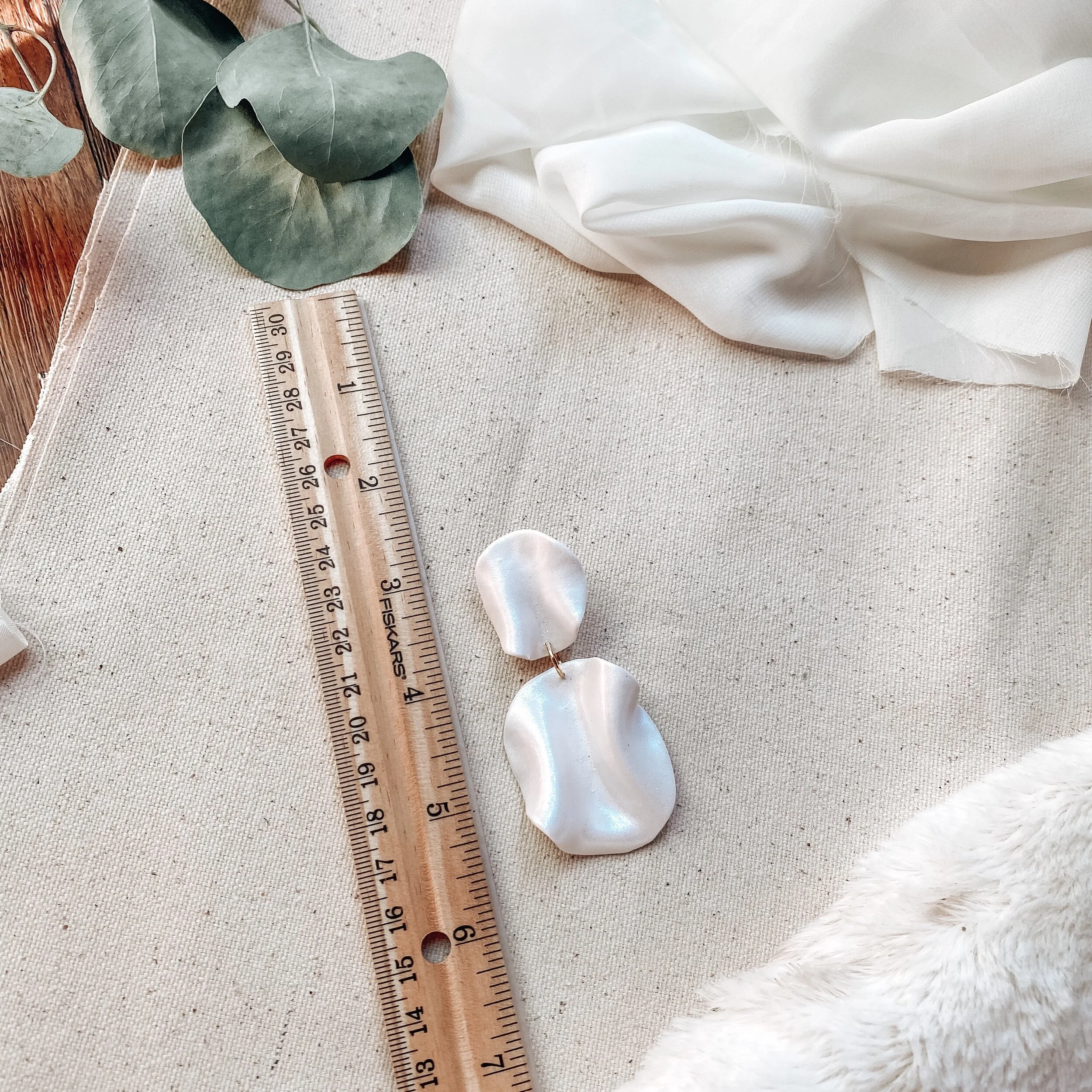 F2785396-A77A-40F0-A12A-3073C8EA084C