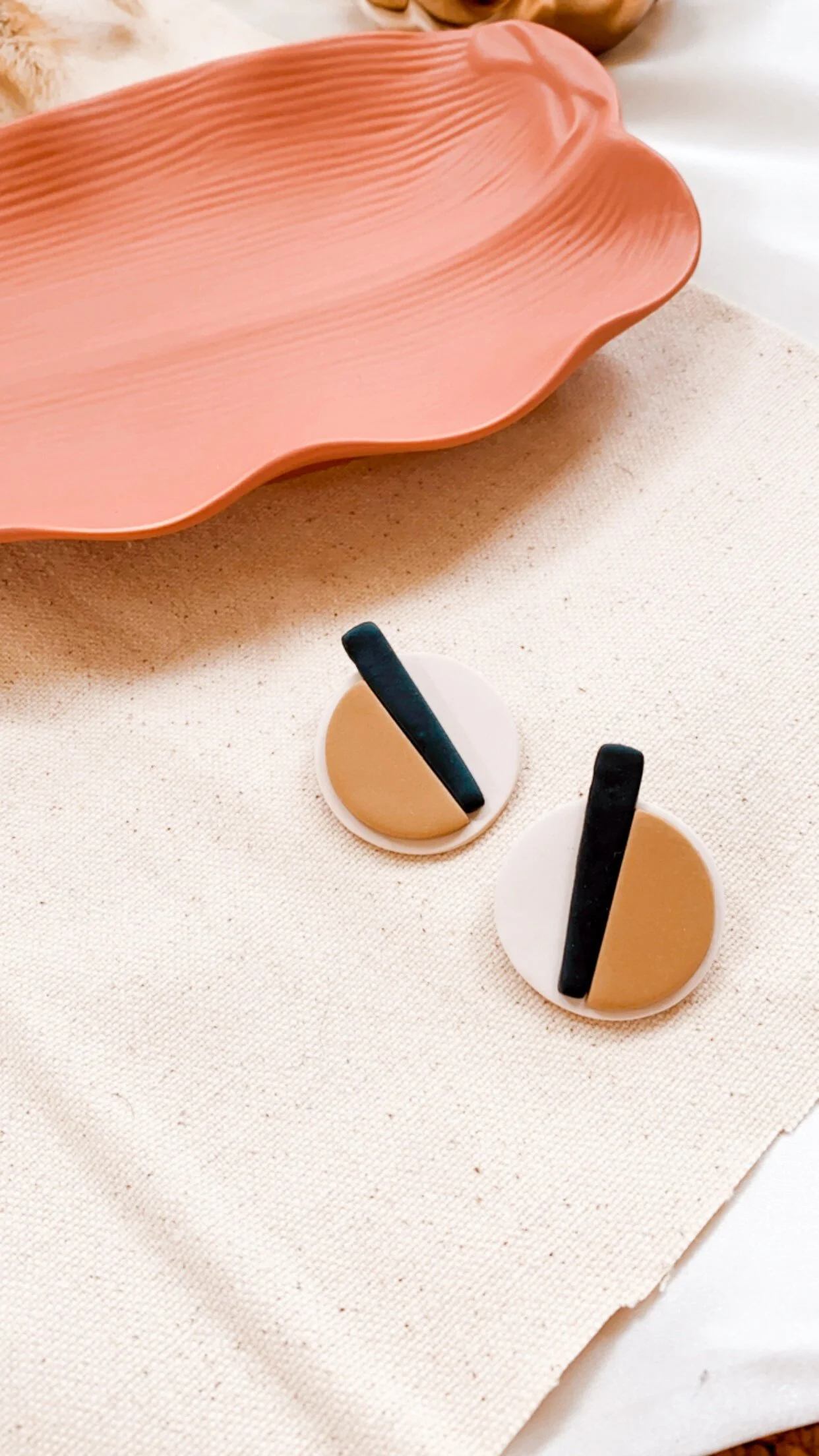 4B26FD17-820F-4290-8290-26F9B8570446