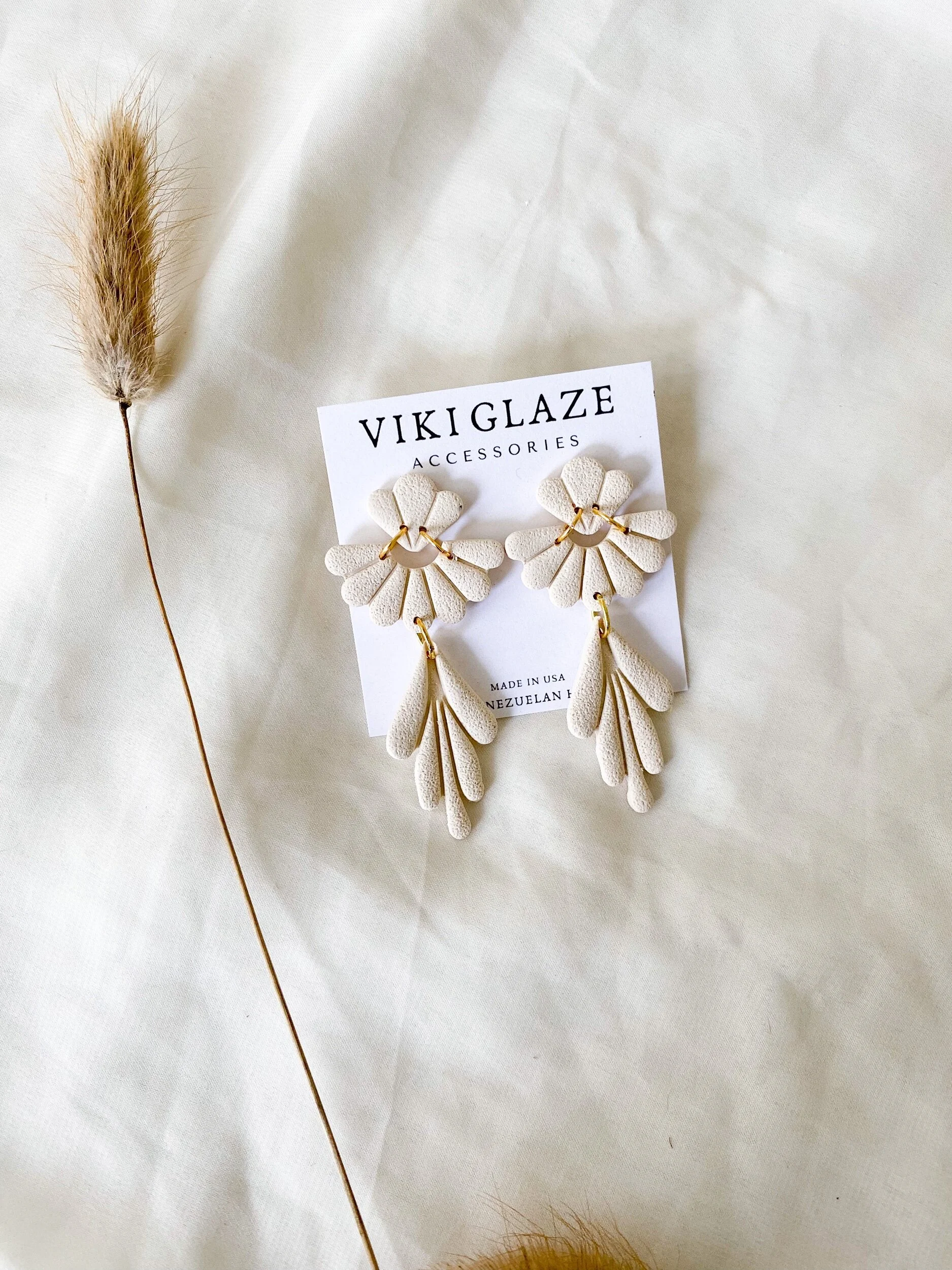 E090F5DB-8AB2-4B65-9BDF-14285D9BEEFE