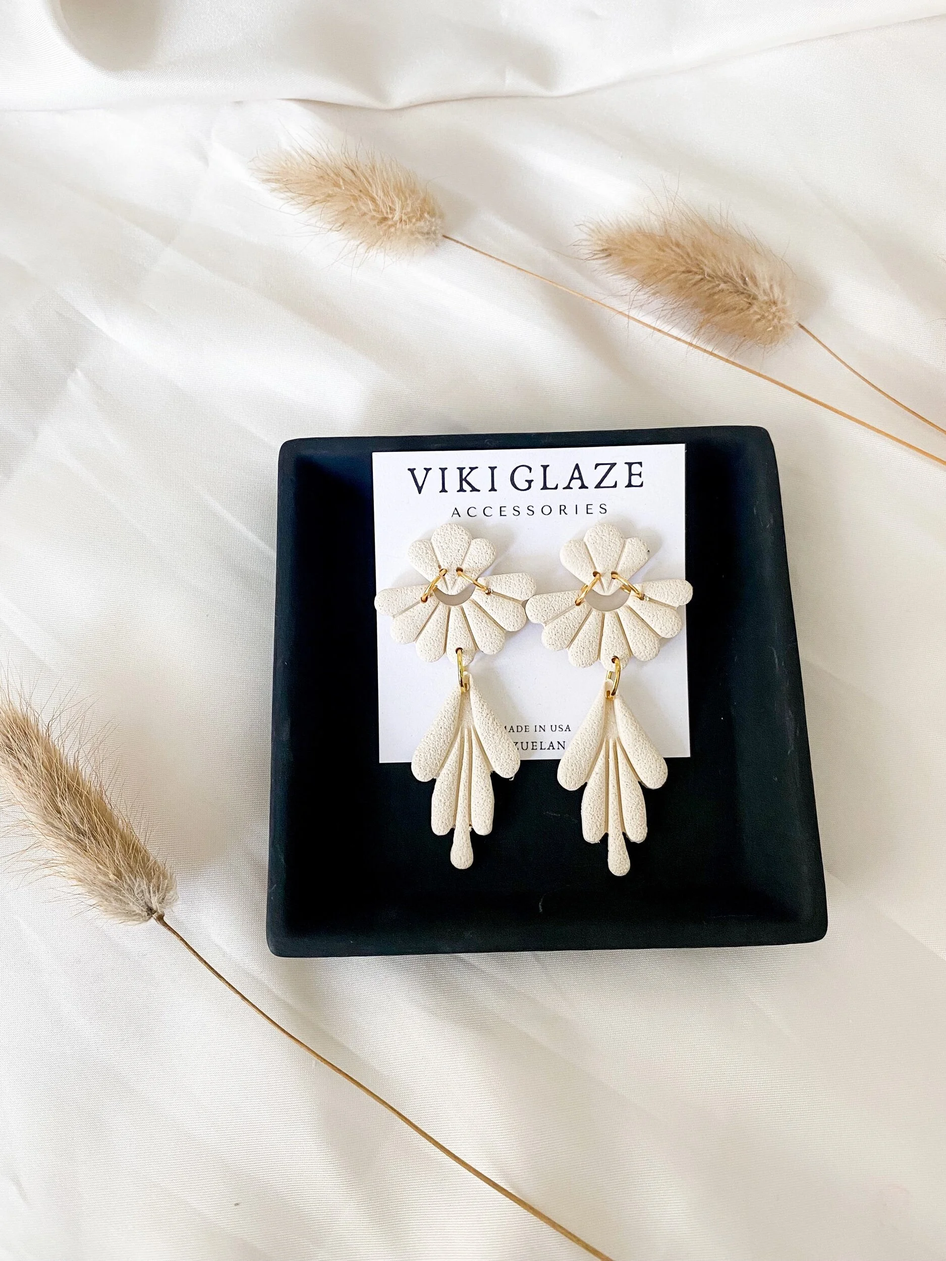 12AC9EFC-6DB9-4D32-974B-E72CEB151163