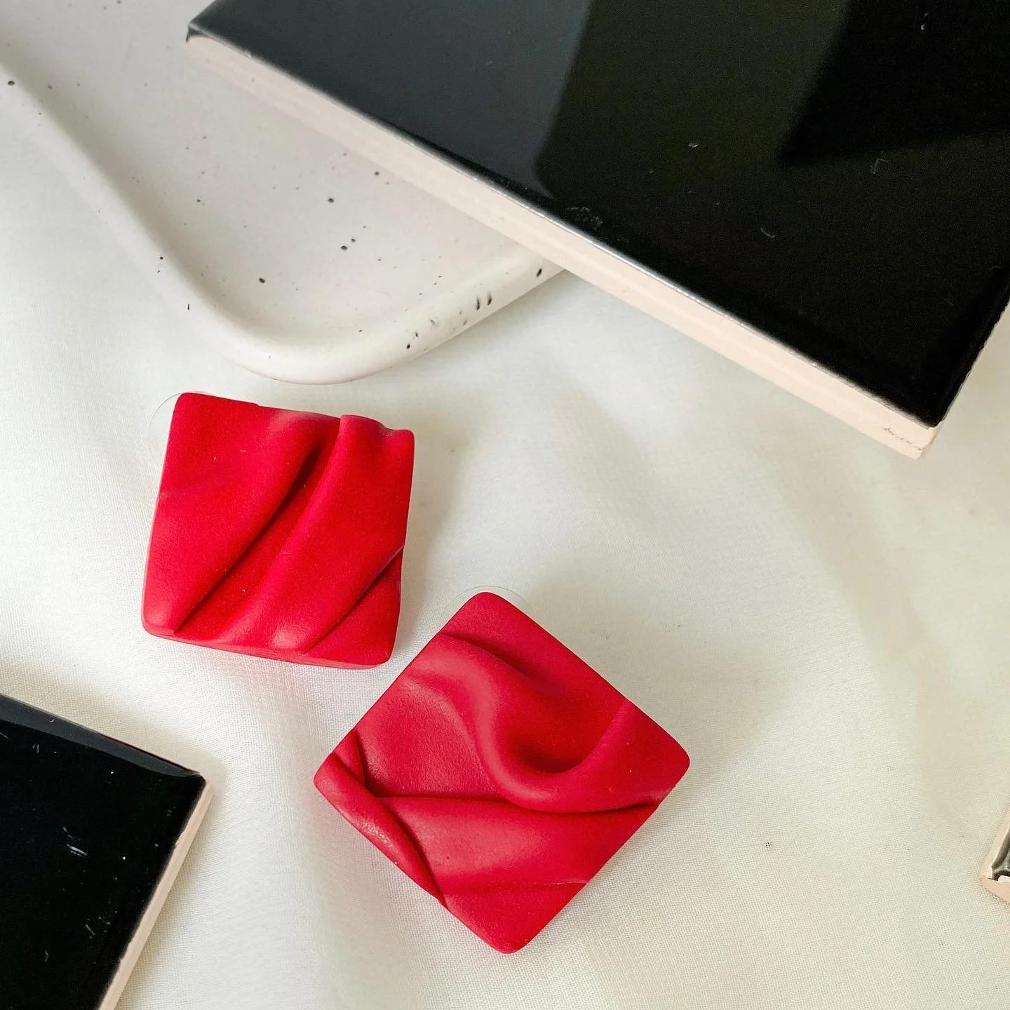 YASSSS! We are live!!! 🙌🏻😍 all of these and more are available on my site!!