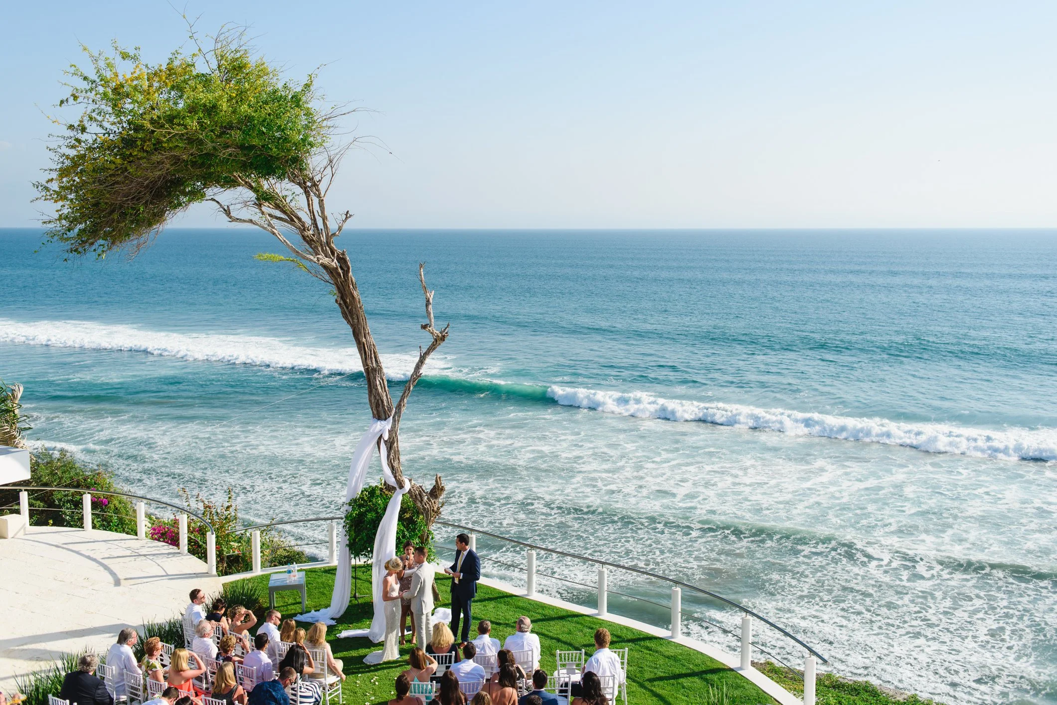 Luxurious weddings venues like Casa China Blanca in Punta de Mita, Mexico will make your wedding day truly memorable.
