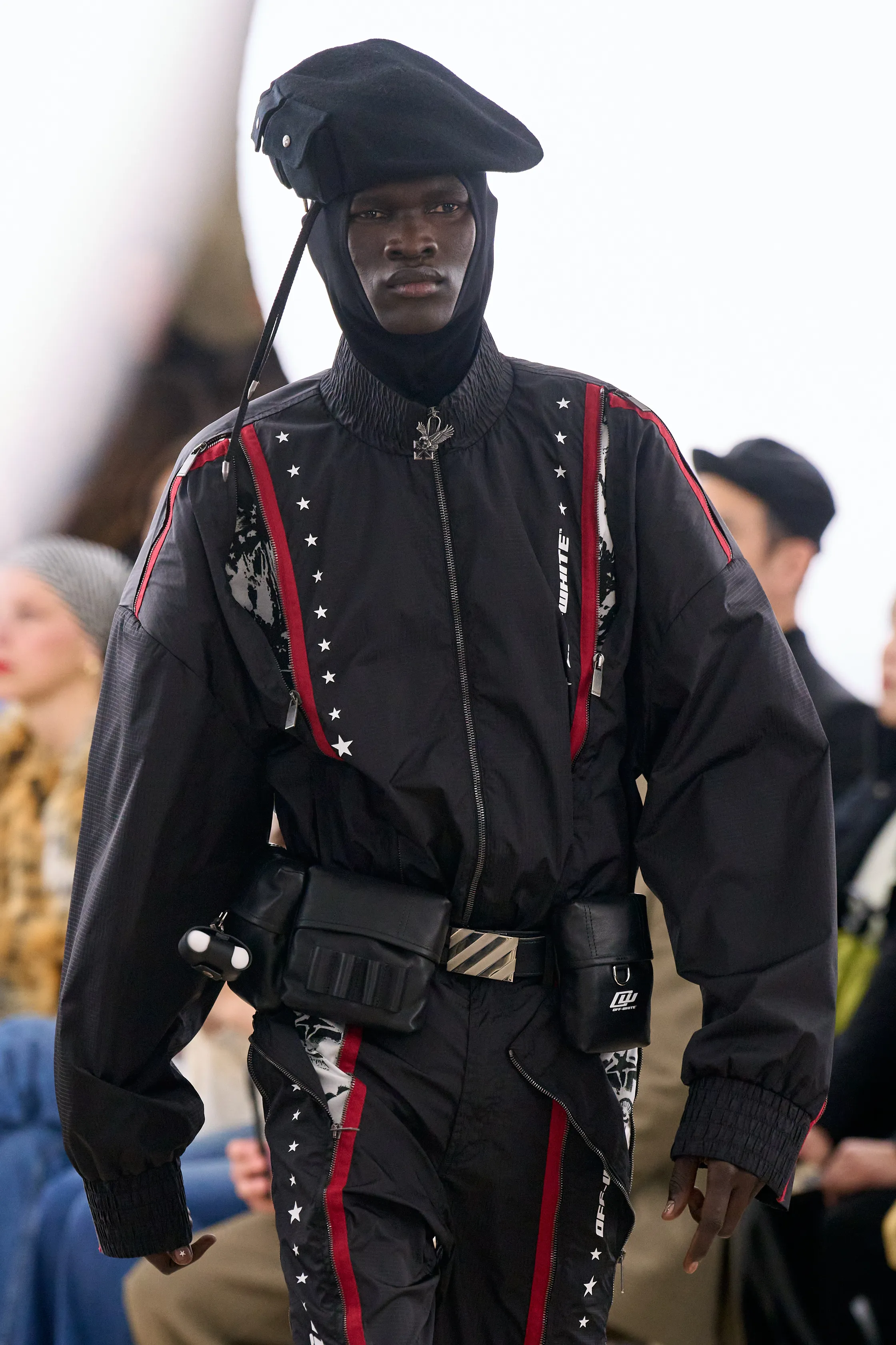 Off-White Photo 4