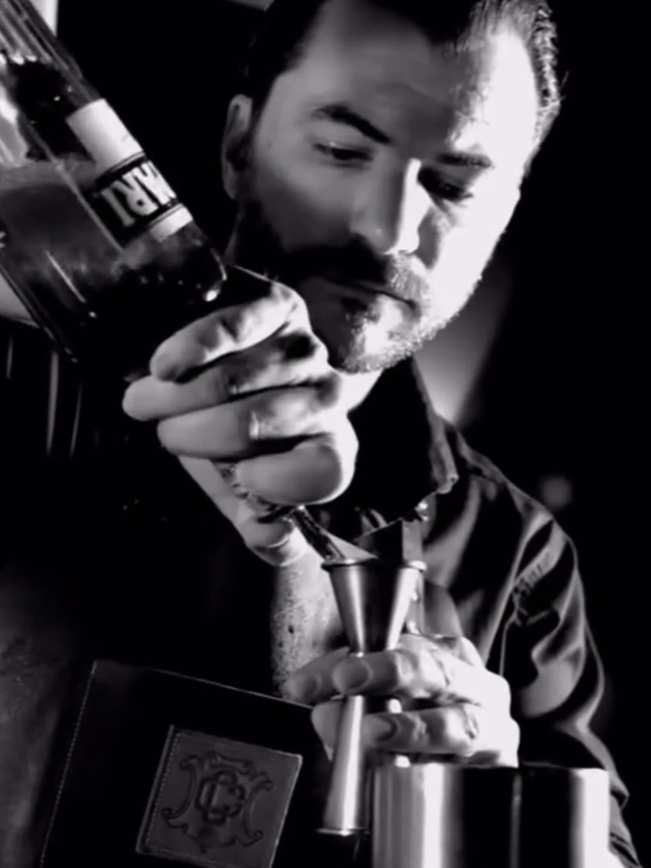 🫧 The Bubbly drinks by @mixitello . One night only! Limited seats. Reserve via link in bio. 

💜Comment "BFF" and I'll DM you the link

Grab your BFF&rsquo;s&nbsp;and join us for Besties &amp; Bubblies on February 12th, a night dedicated t