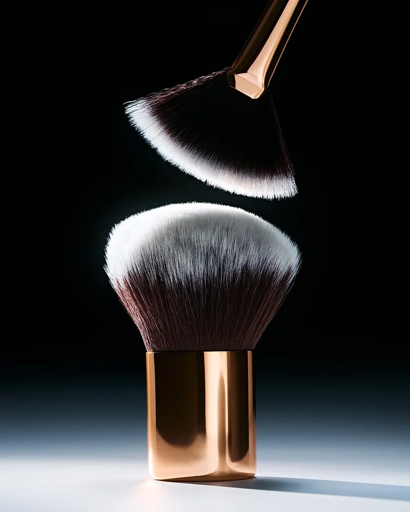 Cosmetics 4063 brushes.jpg