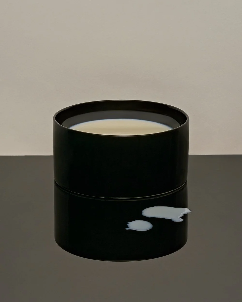 0121-ailuros-black-ceramic-cat-bowl-milk-product-photography.jpg
