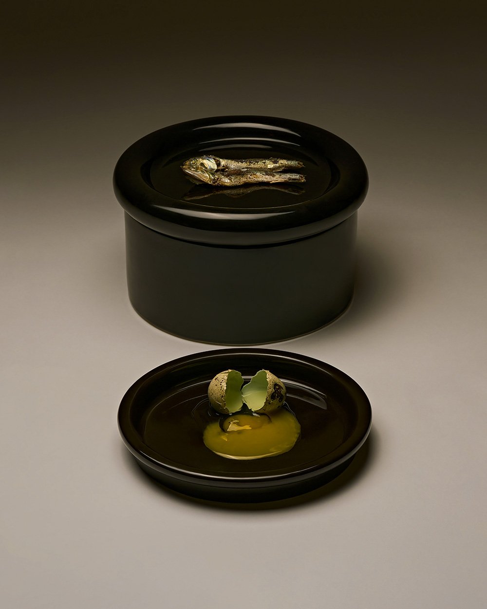 0163-ailuros-black-cat-dining-set-editorial-still-life.jpg