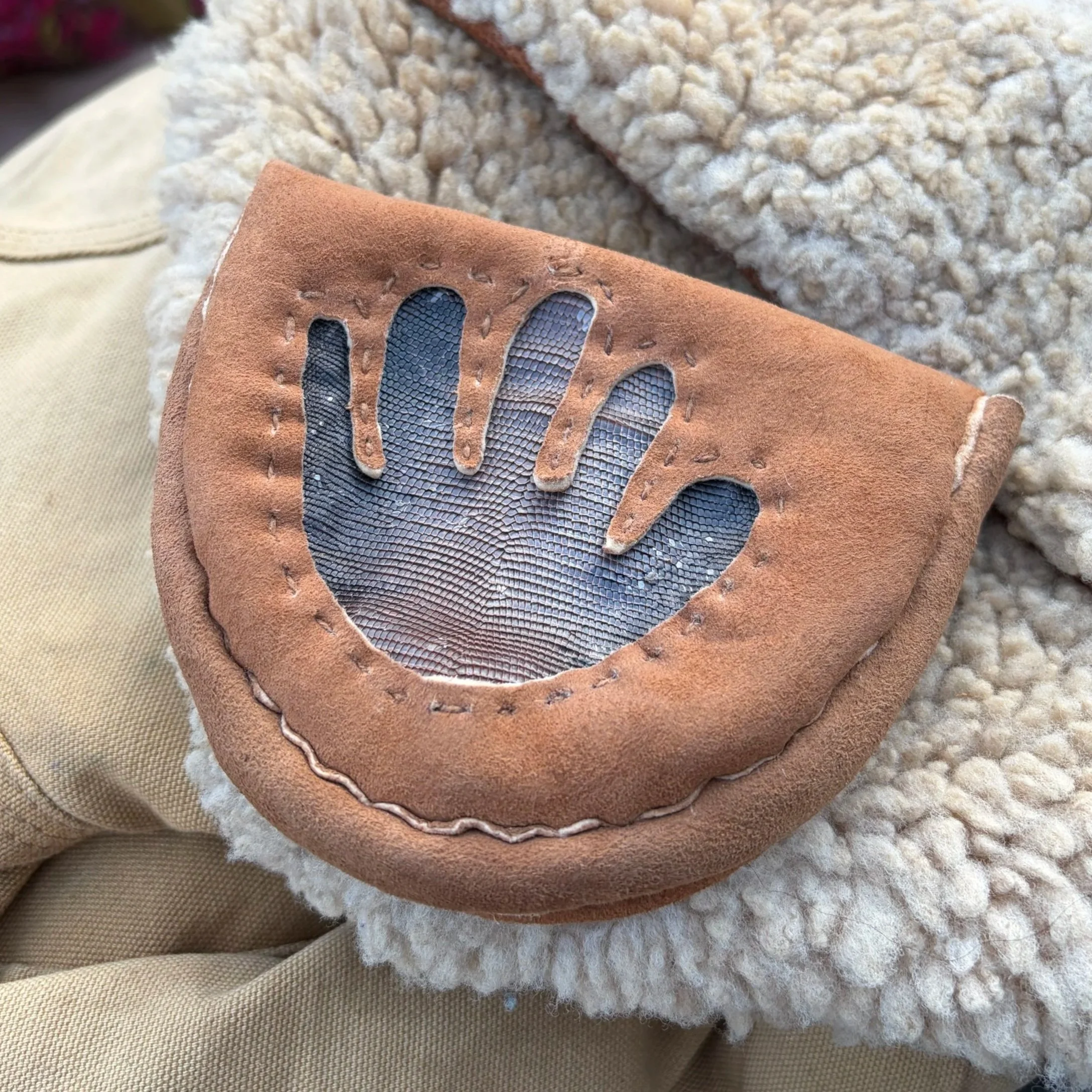 Handprint Pouch: Iguana + Buckskin