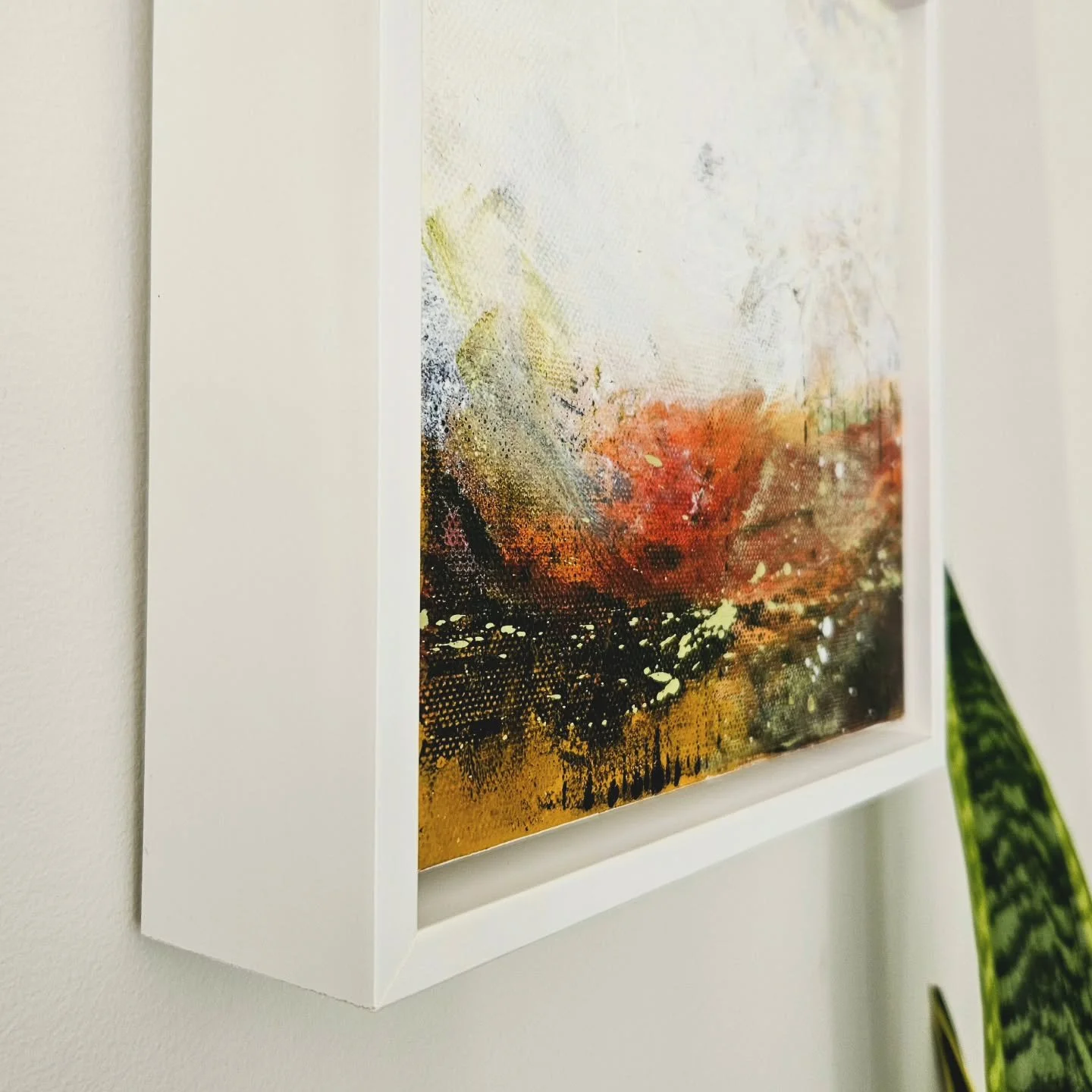 🍂 'Fields Ablaze III' was inspired by the season of autumn. When the leaves change colour and light up the landscape with firey hues of orange and gold 🍂 

You can view it in person @kumeuarts awards exhibition which is on now until 26th November. 