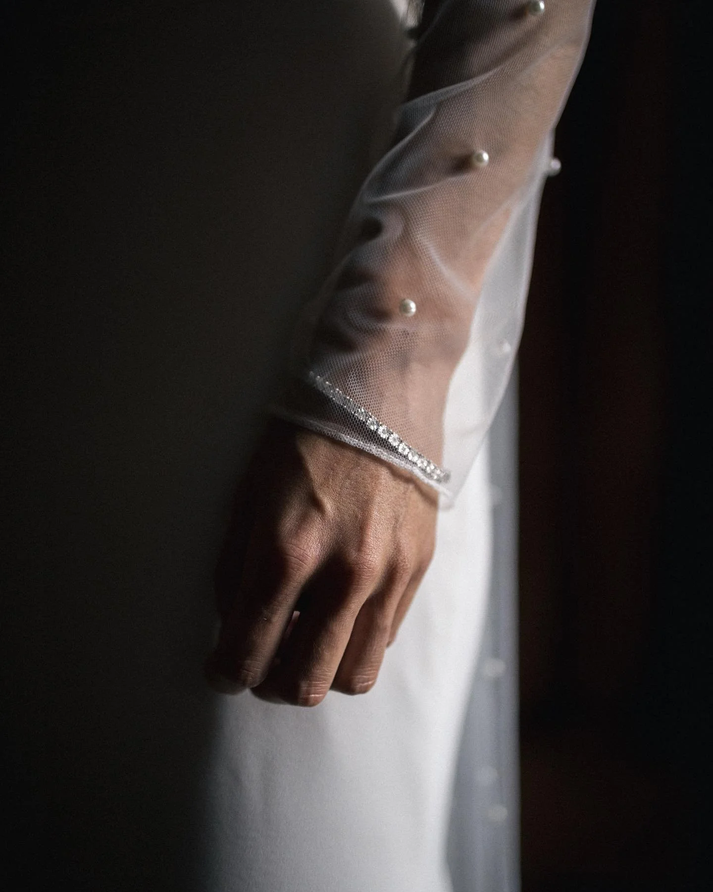 It&rsquo;s the details in those moments 🖤
-
For all enquiries or to book your own Wedding film or photoshoot get in contact:
📩 info@njmfliicks.com
📱 Follow &amp; Direct Message
🧑🏼&zwj;💻 For more info - link in bio
-
#SussexWeddingPhotographer
#