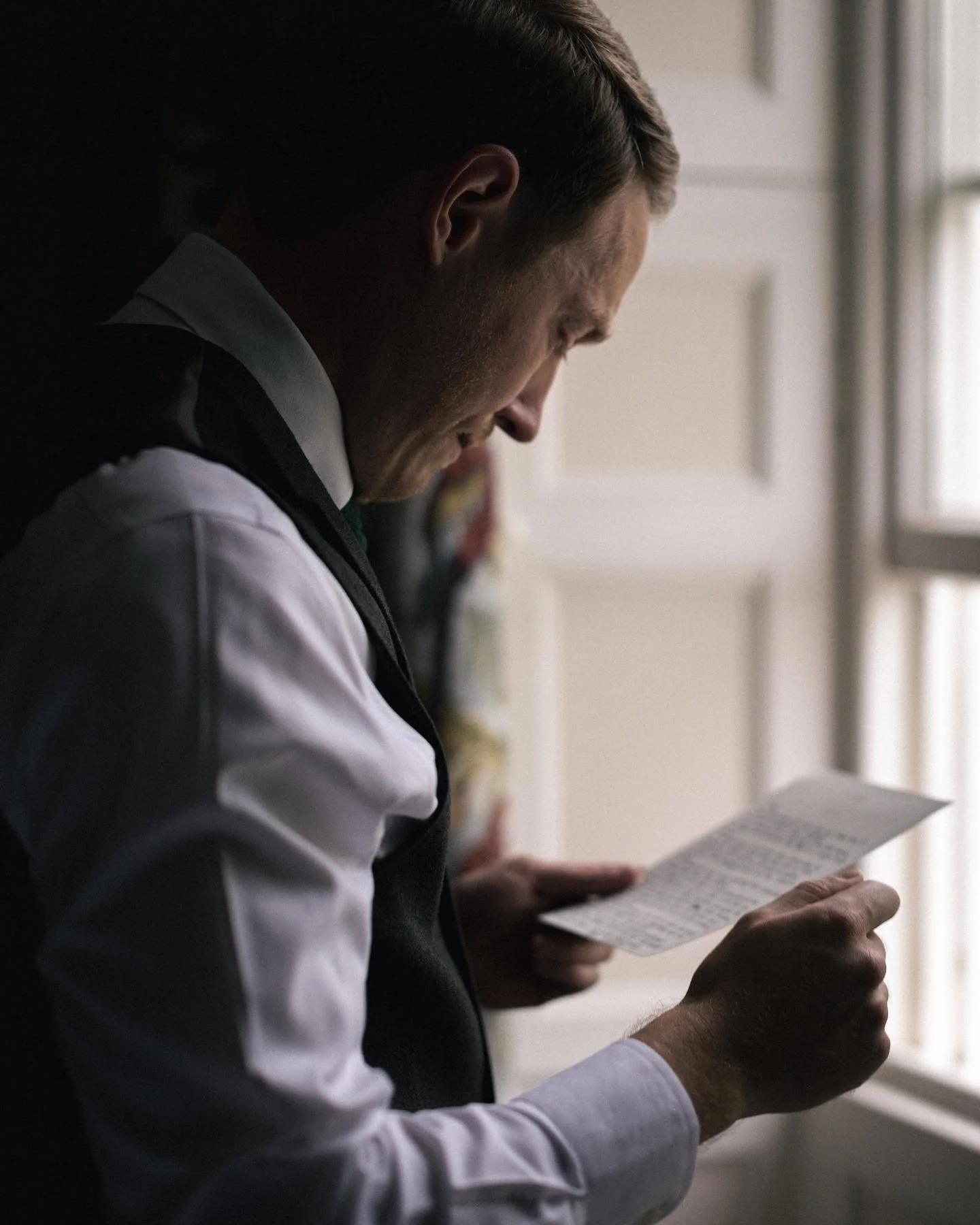 It&rsquo;s all about those little moments 🖤
-
For all enquiries or to book your own Wedding film or photoshoot get in contact:
📩 info@njmfliicks.com
📱 Follow &amp; Direct Message
🧑🏼&zwj;💻 For more info - link in bio
-
#SussexWeddingPhotographer