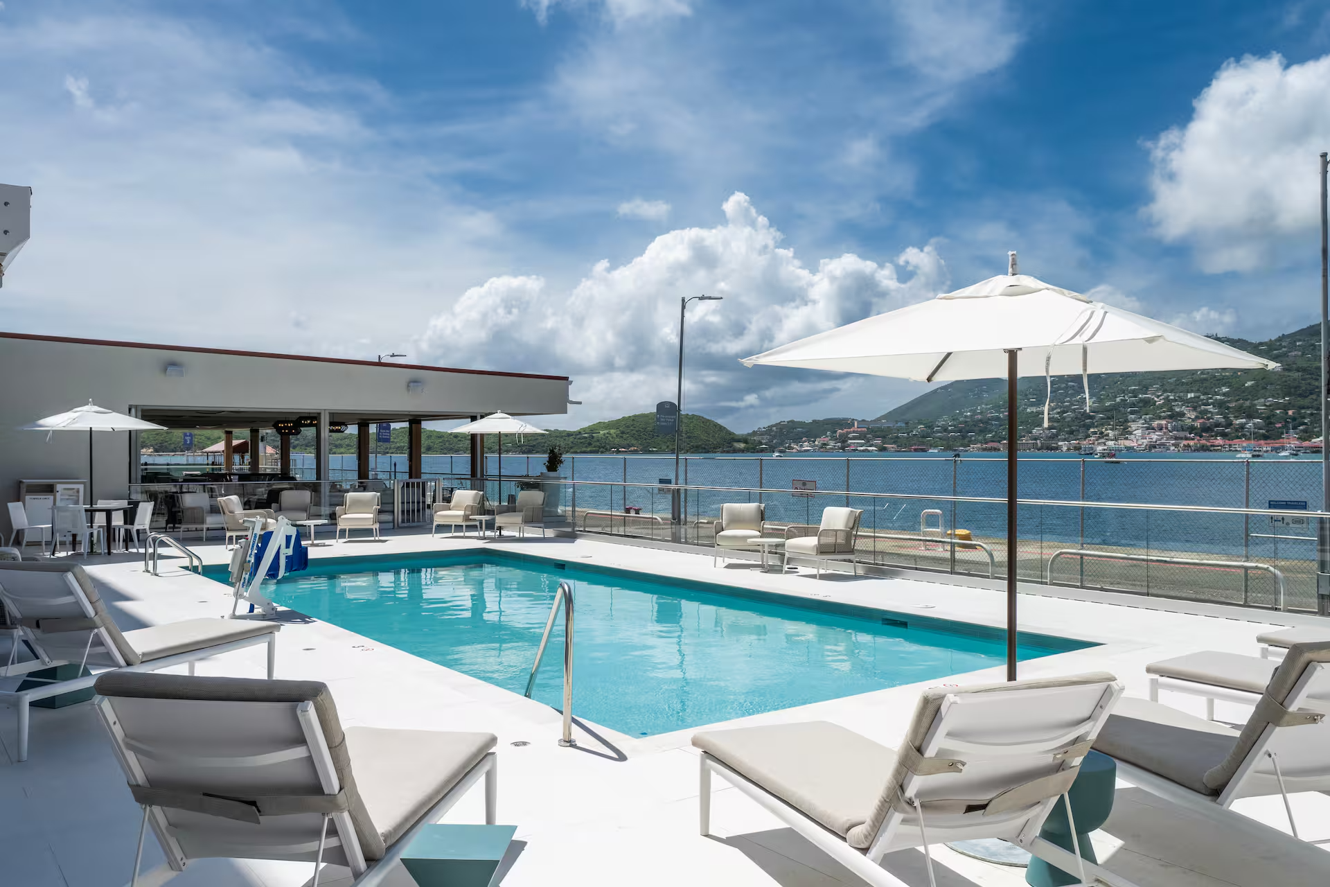 Hampton pool copy.png (Copy)