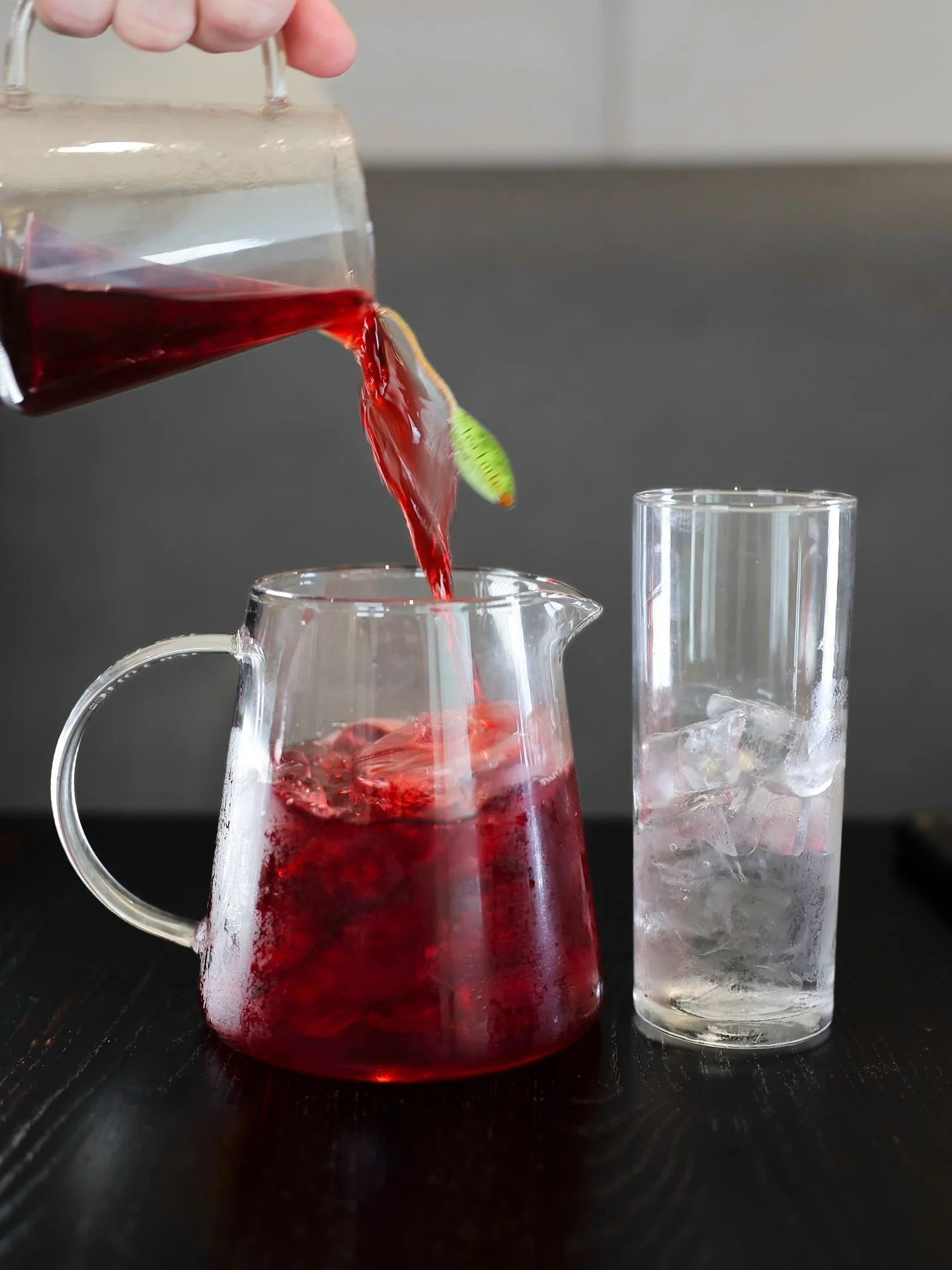 Warm up or cool down &mdash; our tea menu has a sip for every mood. From soothing Jasmine Green and Earl Gray to refreshing iced flavors like Mango Peach Green and Ginger Pear White, there&rsquo;s always something brewing for you. ☕✨ 

#Tea #Foodies 