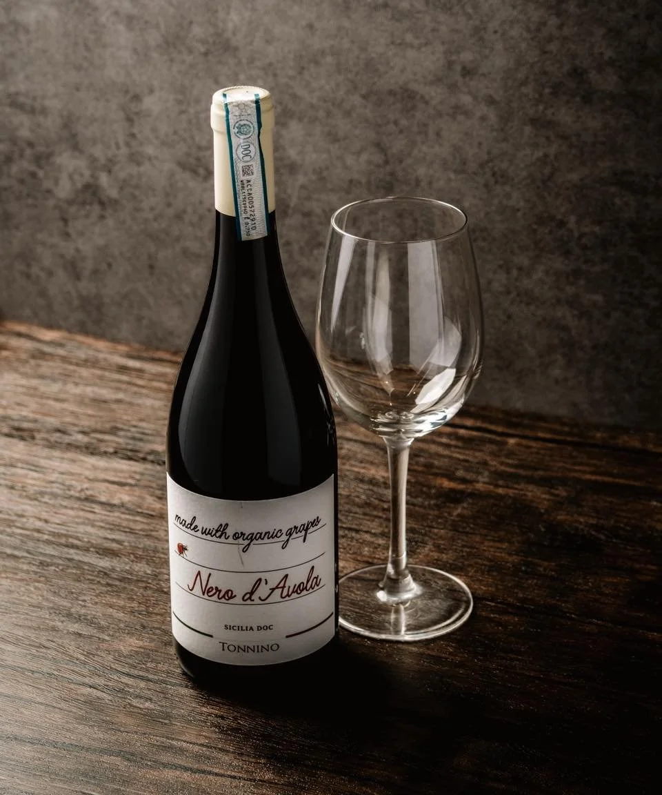 Discover the bold and smooth taste of Tonnino Nero d&rsquo;Avola 🍷 Perfect for sharing with friends or elevating your dinner night. Taste the essence of Sicily in every sip!

#bostonrestaurants #boston #bostonfoodies