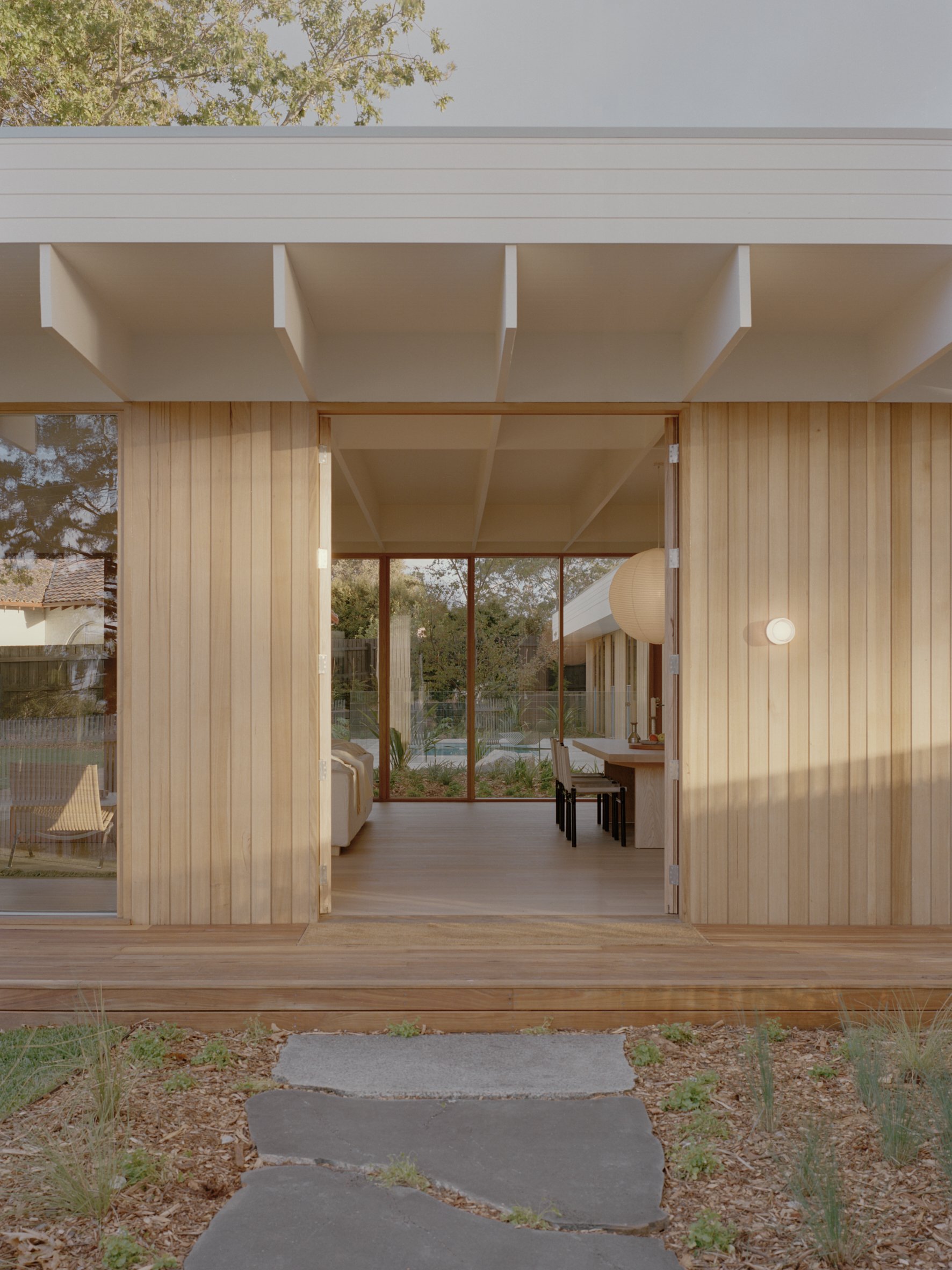 2025_02_Victoria Merret Mt Martha House_Final Imagery_Web Size Digital_20.jpg
