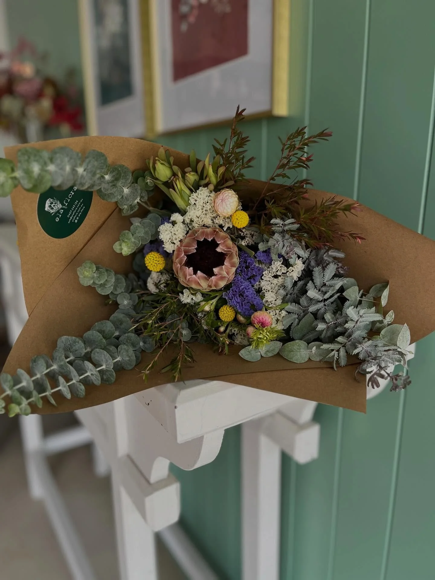 It's been wonderful seeing the rise of 'thinking of you' gestures, bringing smiles to faces in uncertain times. Our locally grown flowers spread love and support to both the recipient and our local community 💚