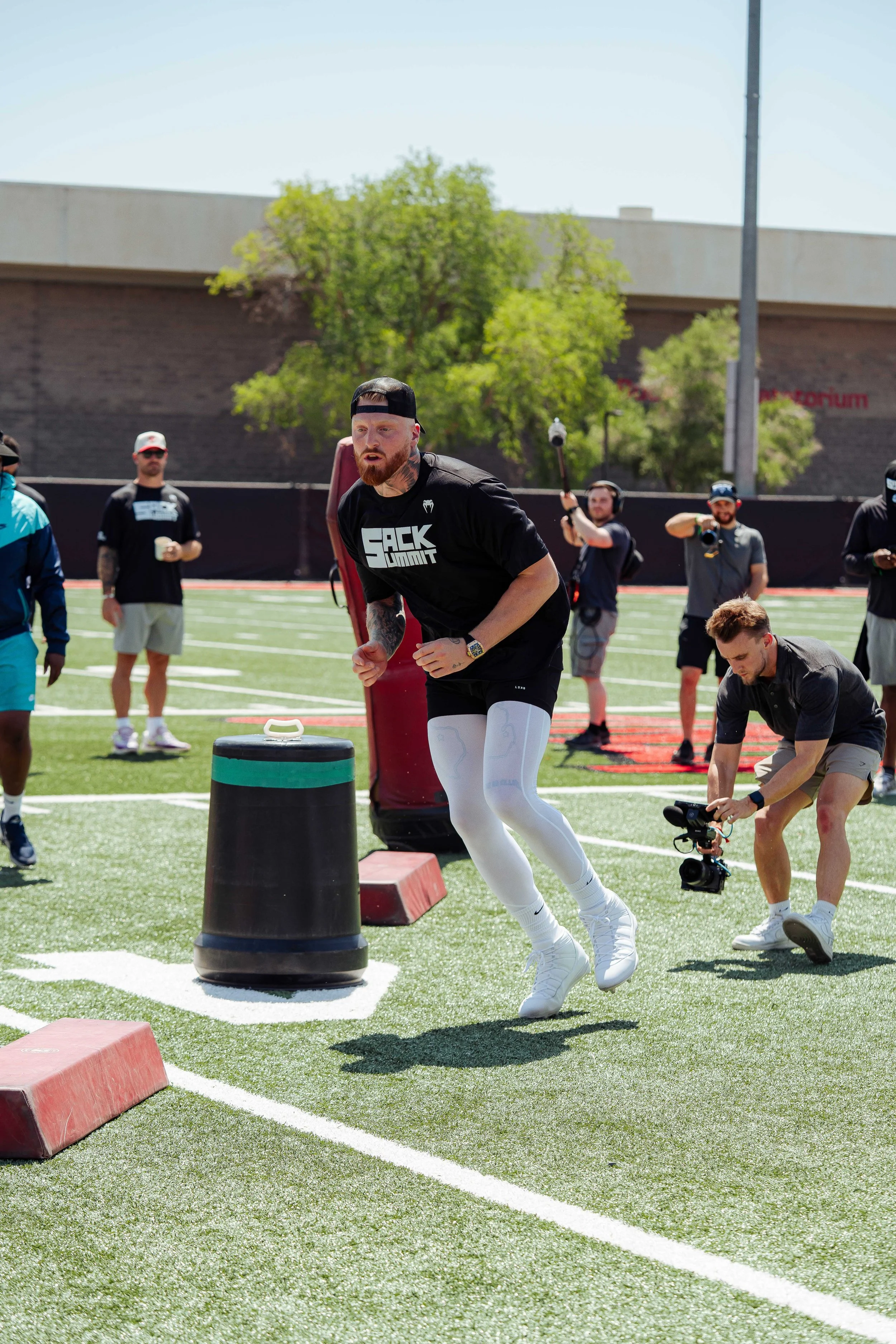 Field_UNLV_SackSummit_2025_250626_ECB00429.jpg