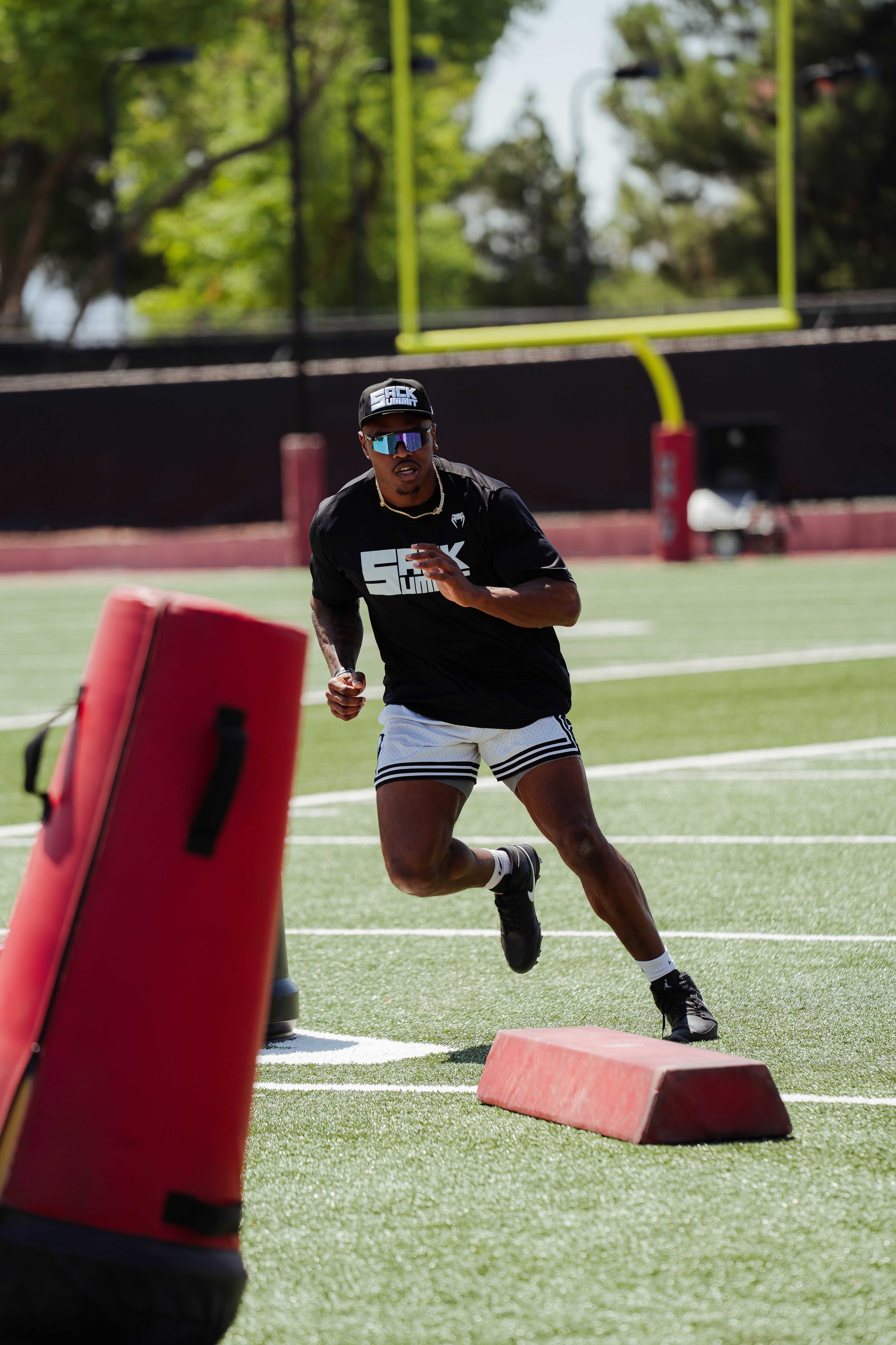 Field_UNLV_SackSummit_2025_250626_ECB00294.jpg