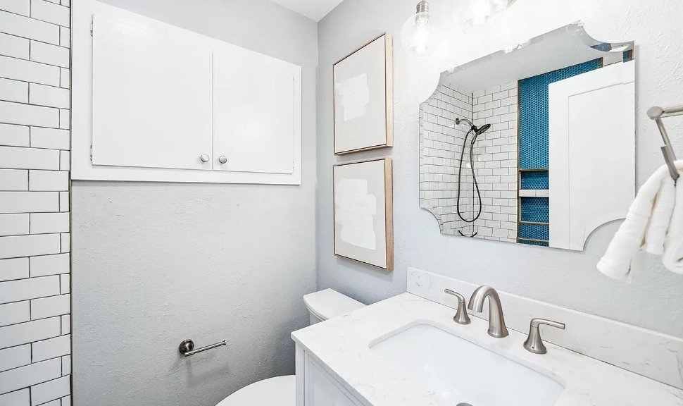 230 s hudson (10).jpeg