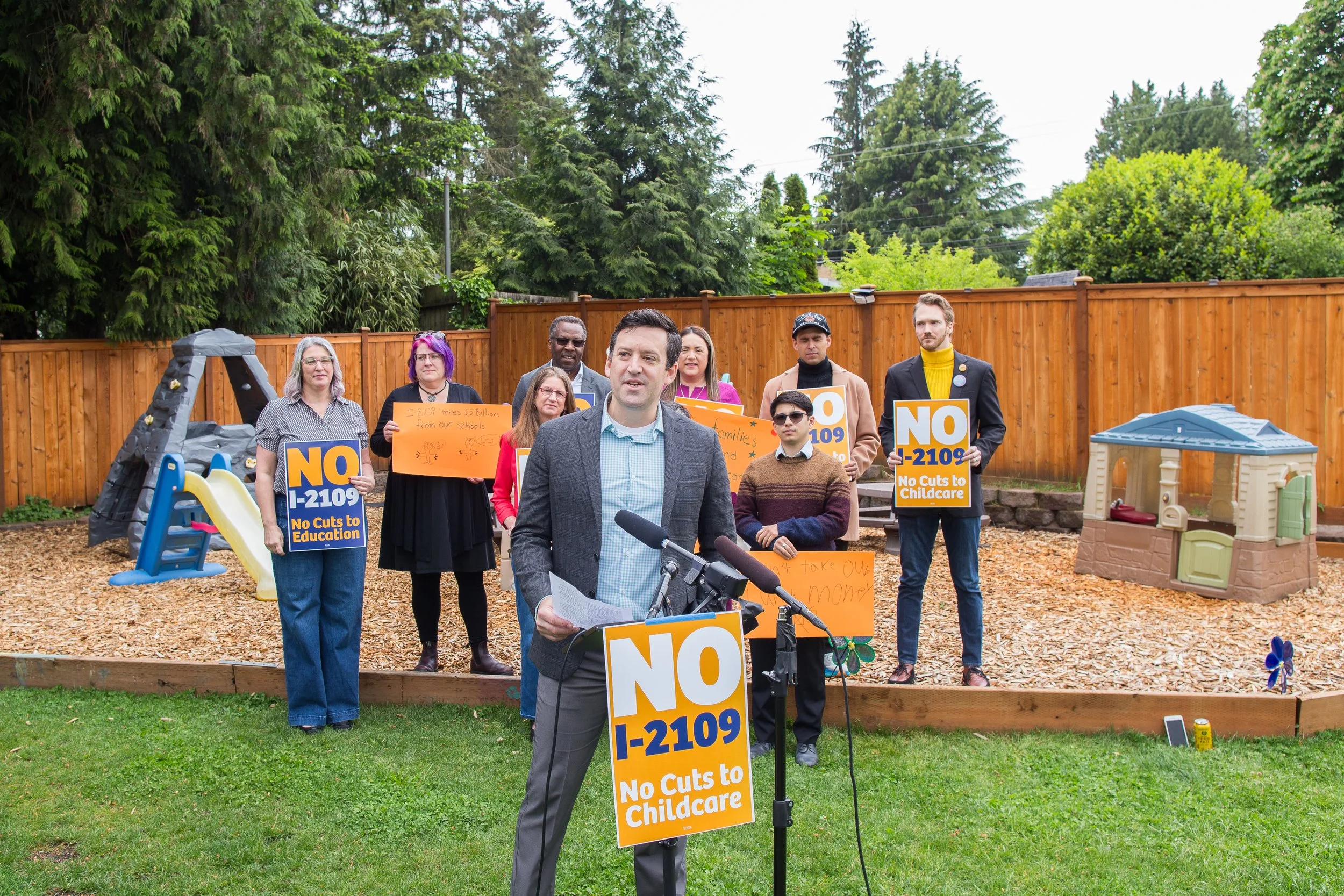 Real Change News: ‘No I-2109’ campaign launched to save capital gains tax, education funding