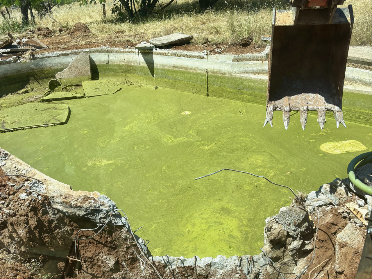 Pool Demolition in Palo Cedro, CA (3/6)