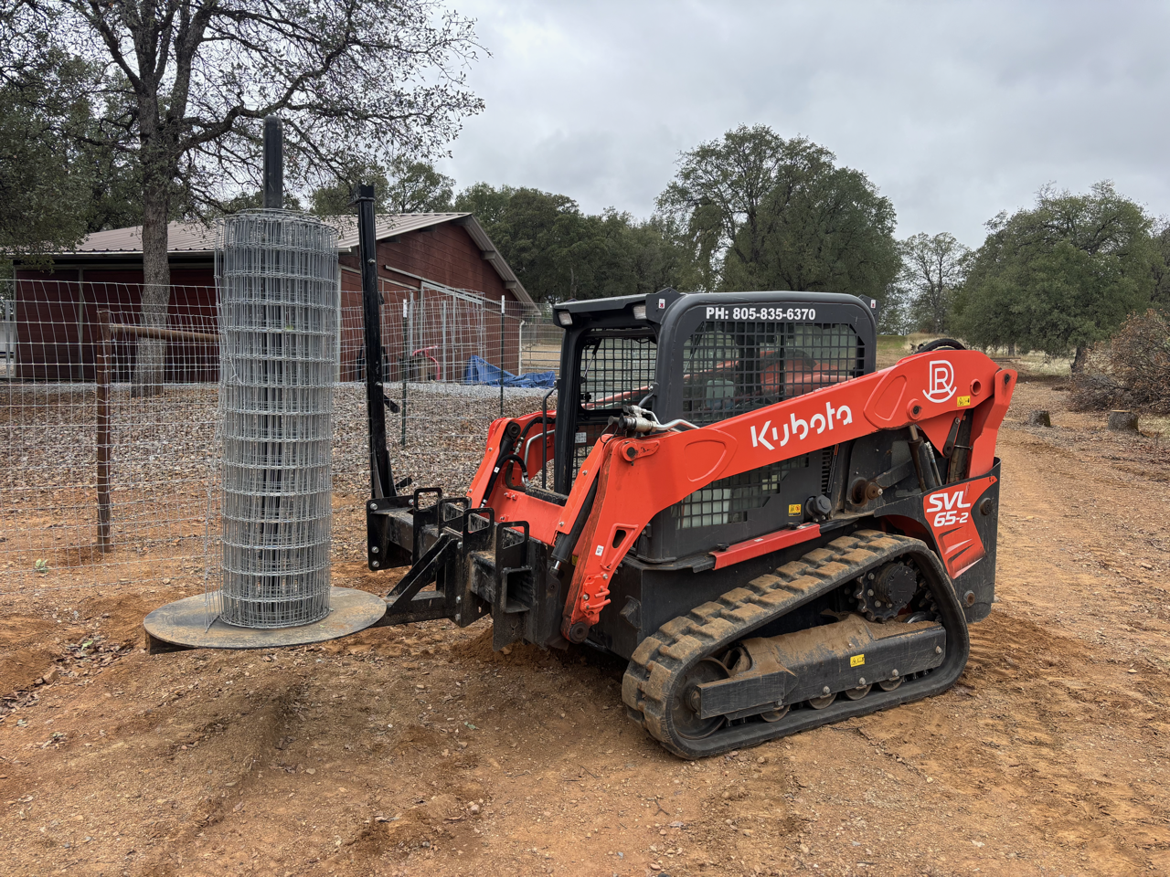 Stretching Fence in Palo Cedro, CA