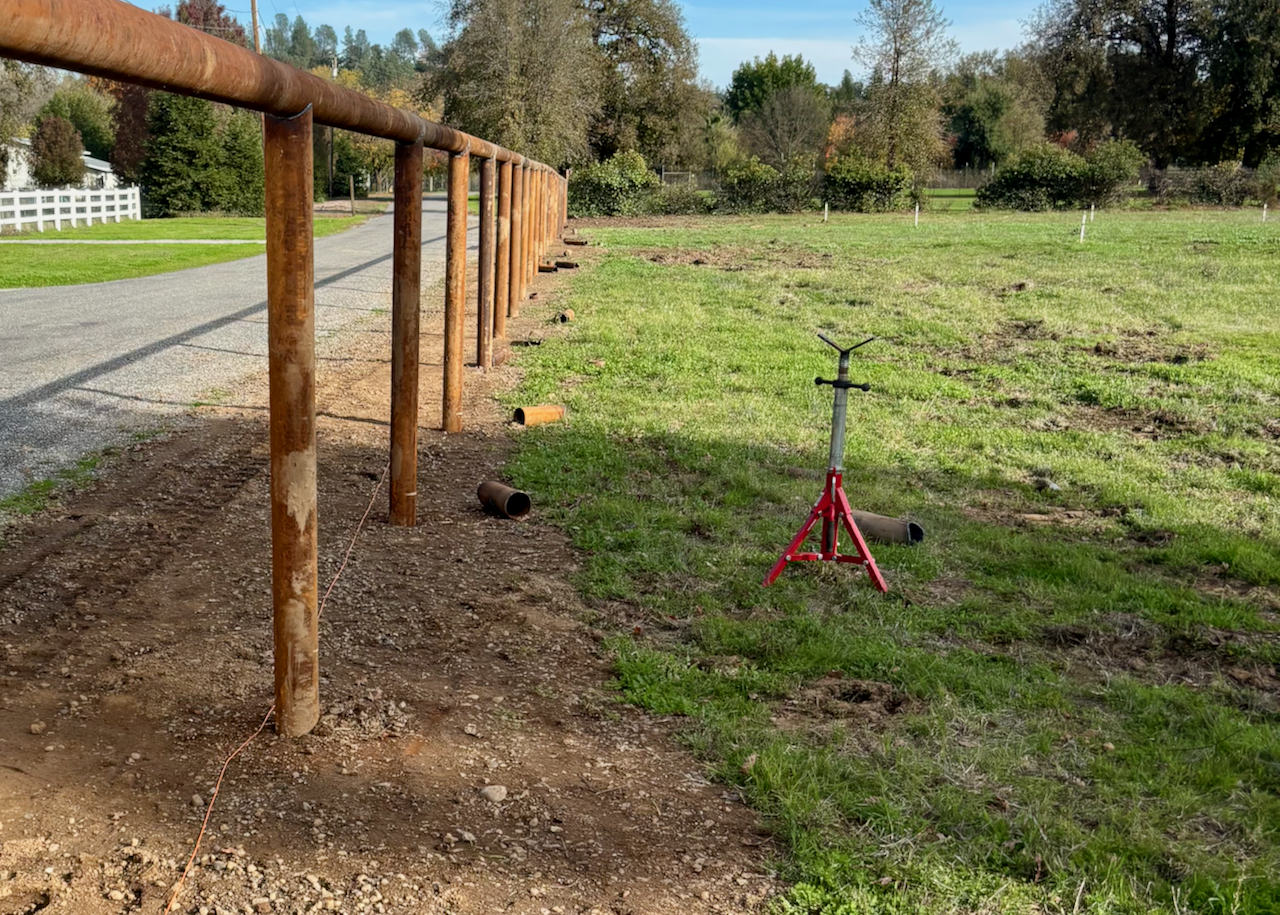4.5" Pipe Fence Install in Palo Cedro, CA (3/5)